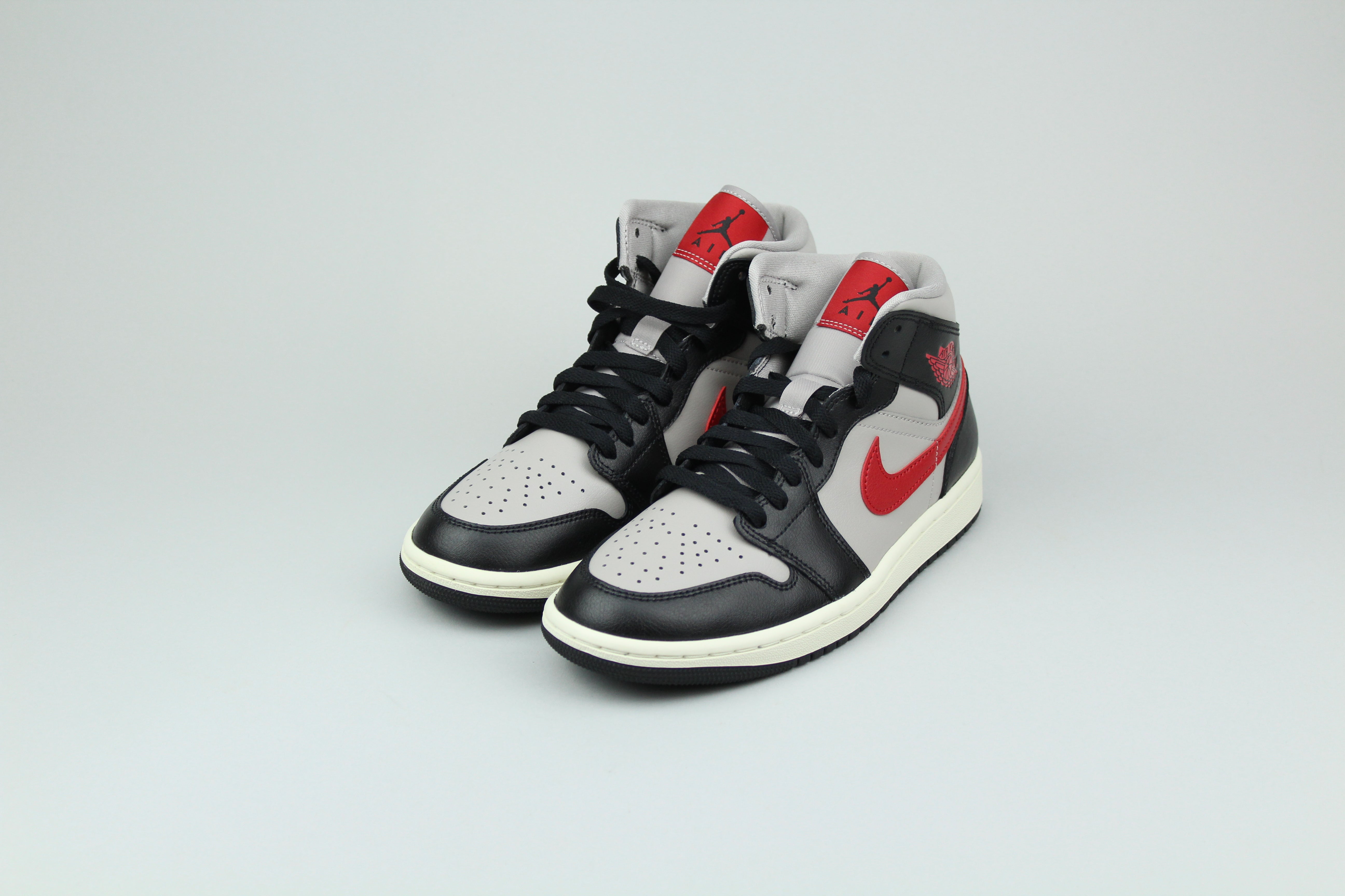 Air Jordan 1 Mid Black College 'Grey Gym Red' (Women's) - Size 38.5 (ARCHIVE)-10167687283018-The Attic