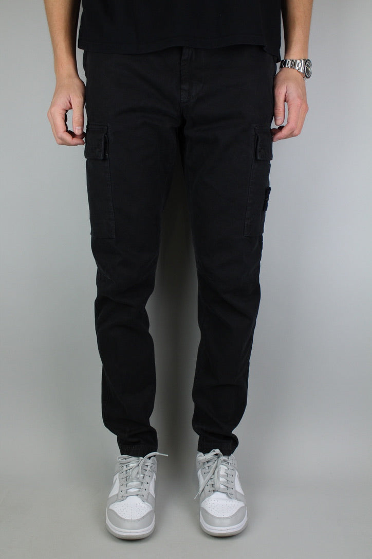 Stone Island Logo-Patch Tapered Trousers 'Black'-9540396056906-The Attic