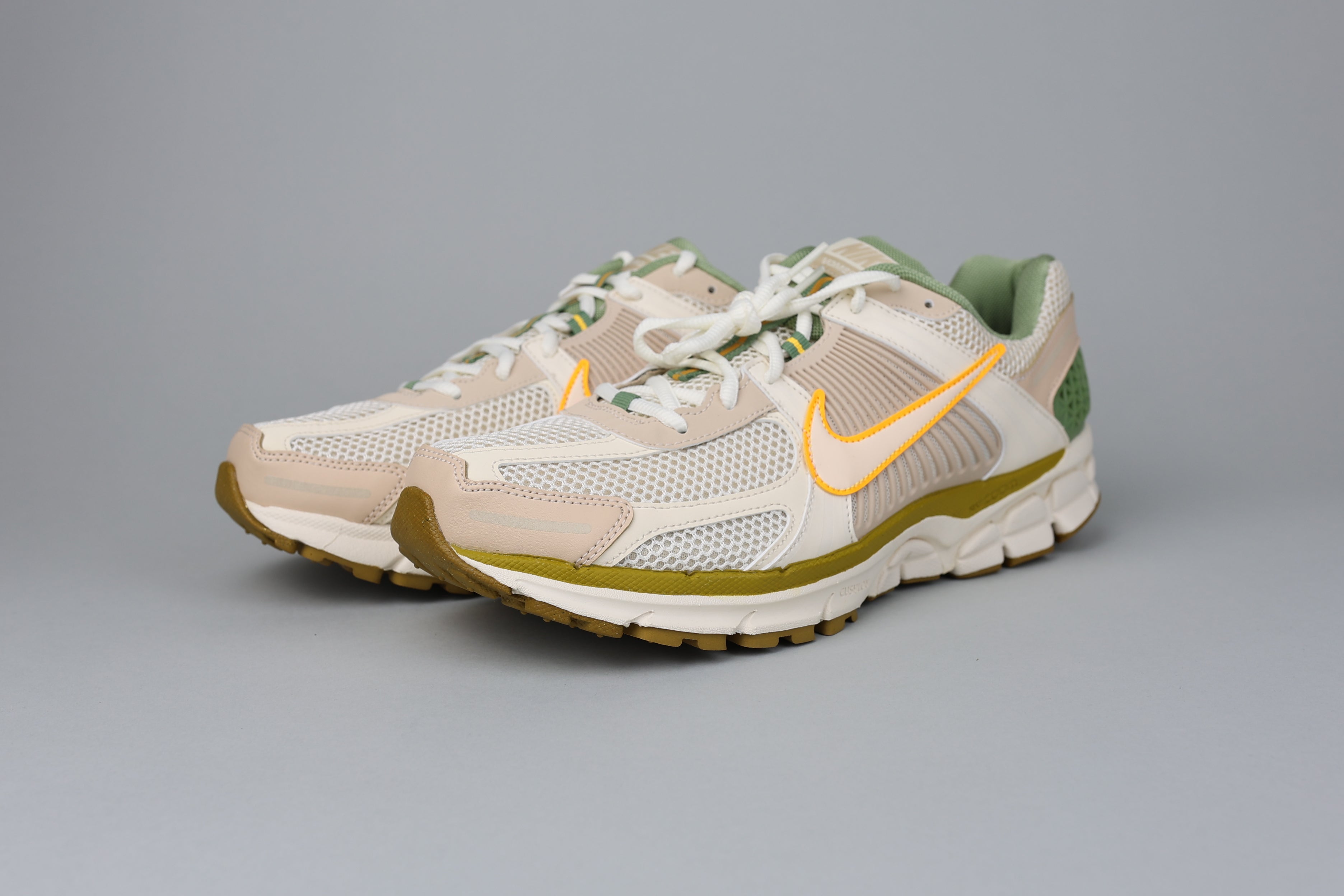 Nike Zoom Vomero 5 Sail Laser 'Orange Medium Olive' (Womens) - size 46 (ARCHIVE)-8614895190346-The Attic