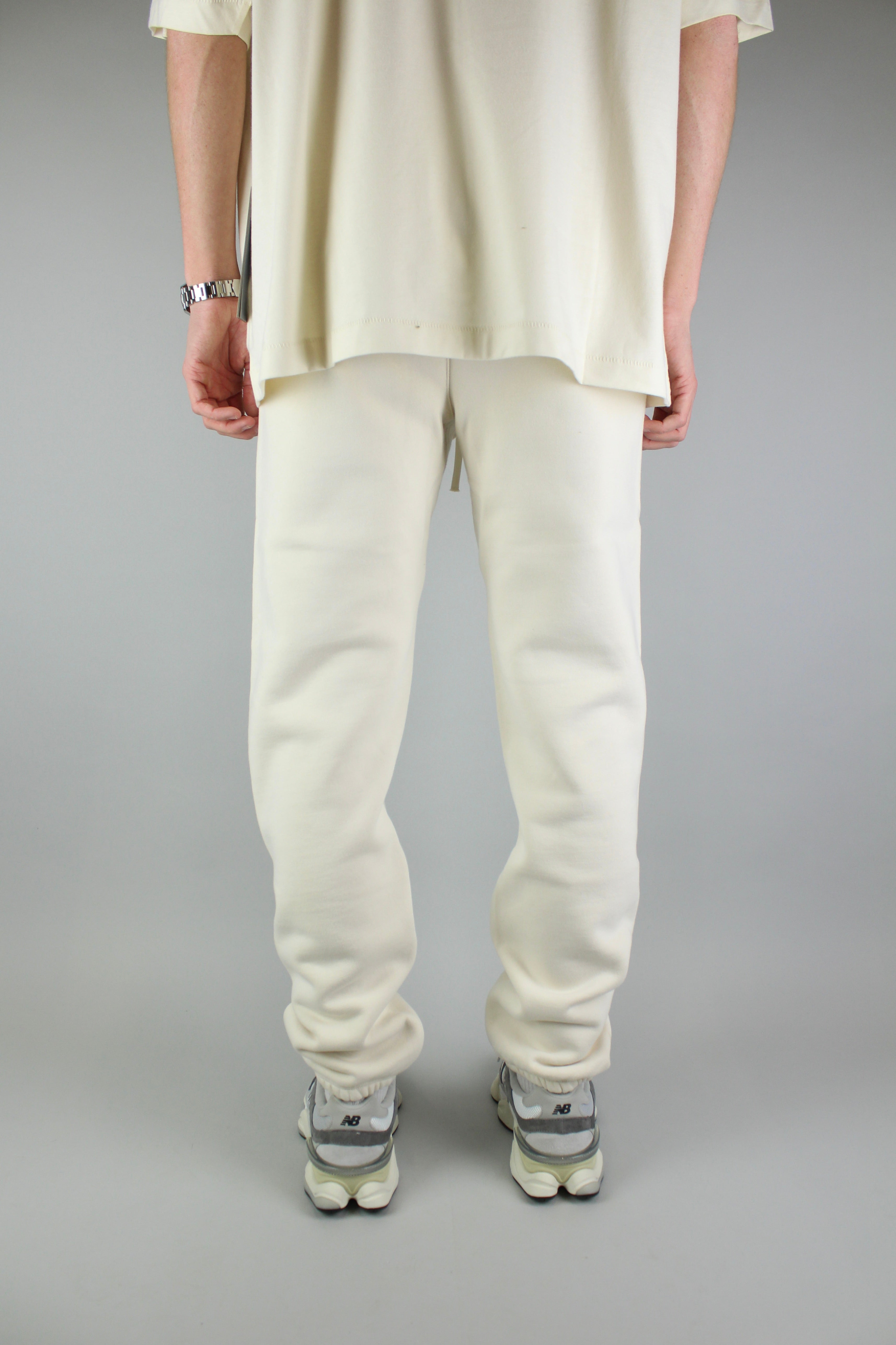 Fear of God Essentials Classic Sweatpants 'Shell'-9579806425418-The Attic