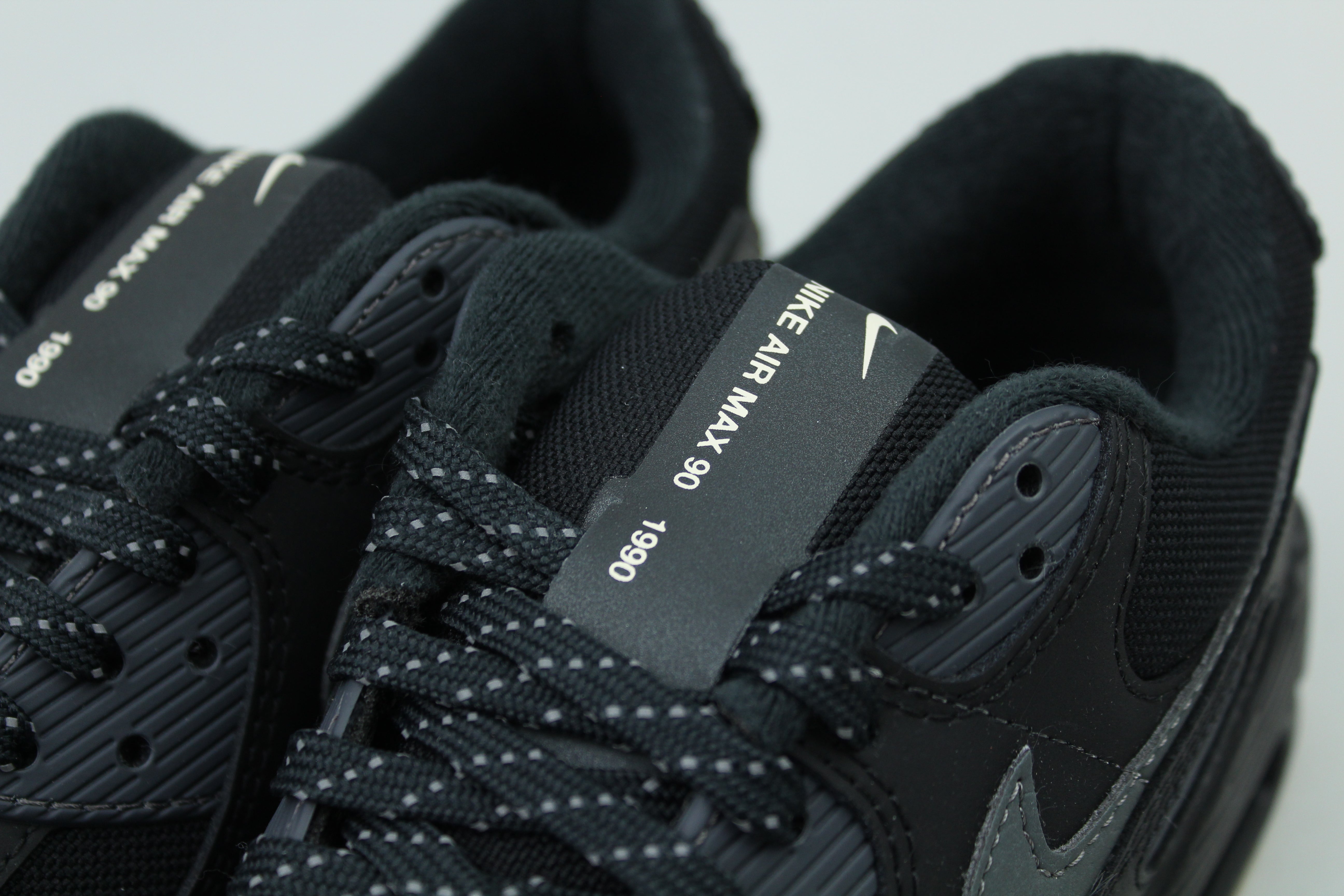 Nike Air Max 90 'Black Gum'-10119256277322-The Attic