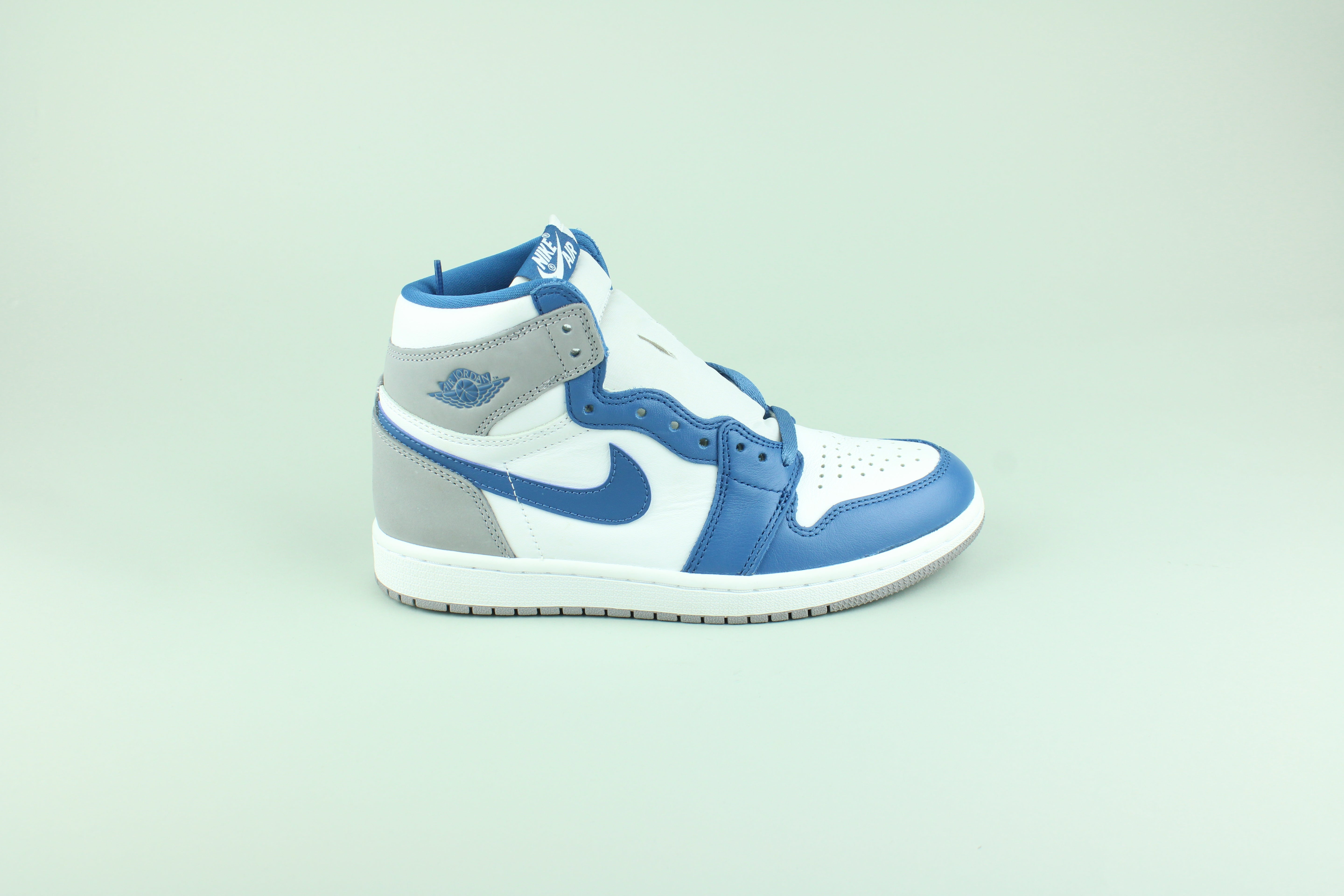 Air Jordan 1 Retro High OG 'True Blue' - Size 39 (ARCHIVE)