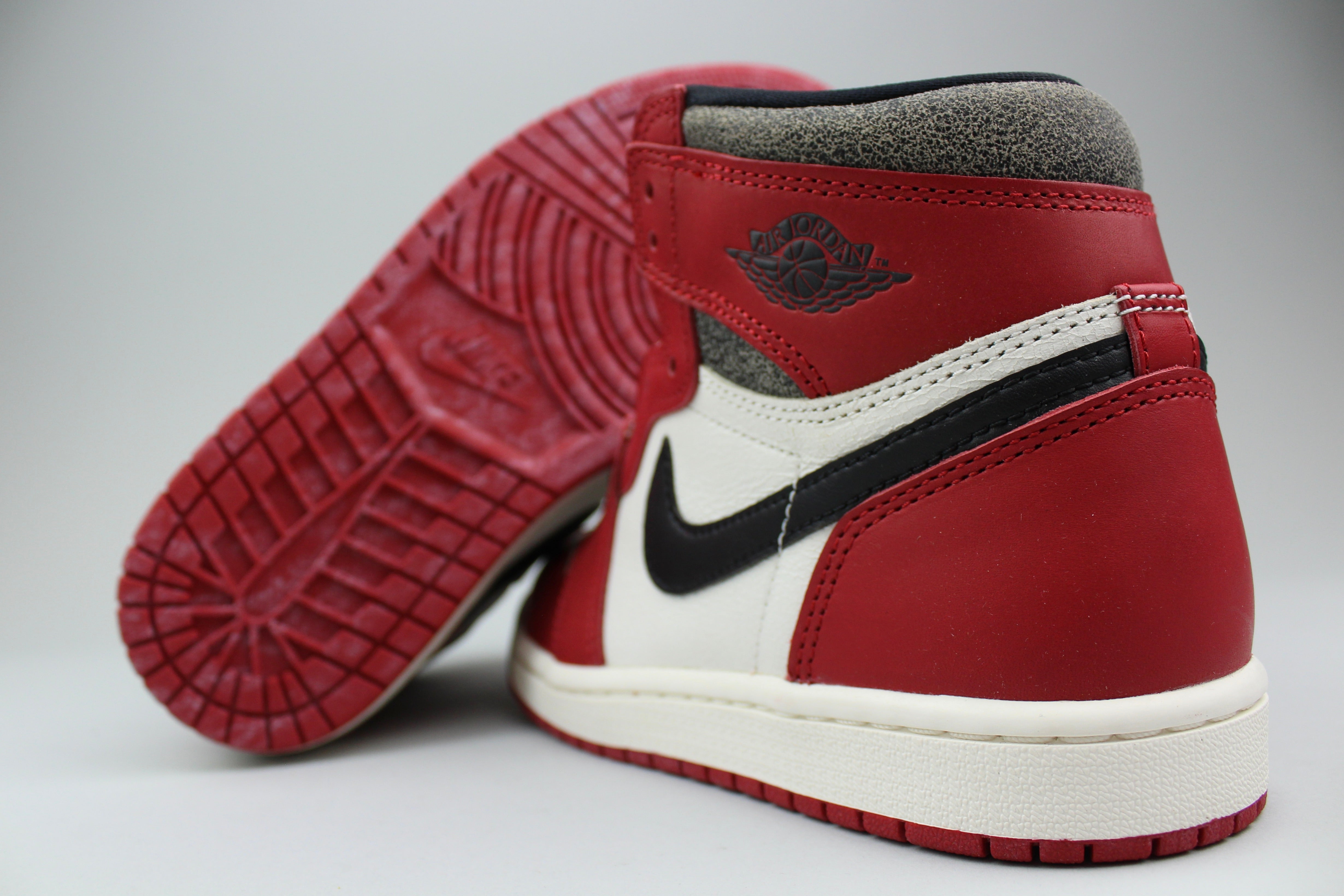 Jordan 1 Retro High OG 'Chicago Lost & Found'-8566981165386-The Attic