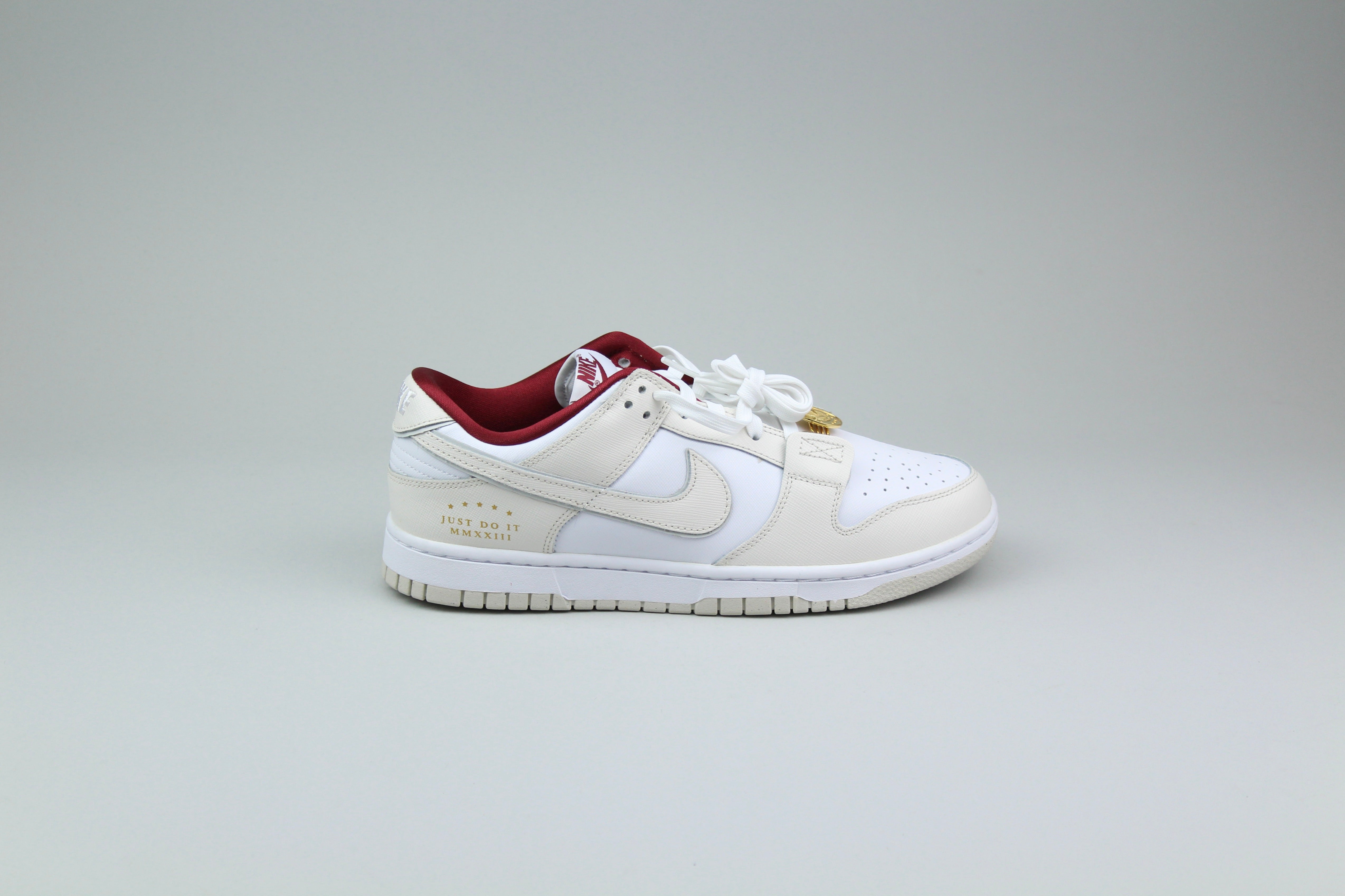 Nike Dunk Low SE 'Just Do It' (Women's) - Size 42 (ARCHIVE)-9537722024266-The Attic