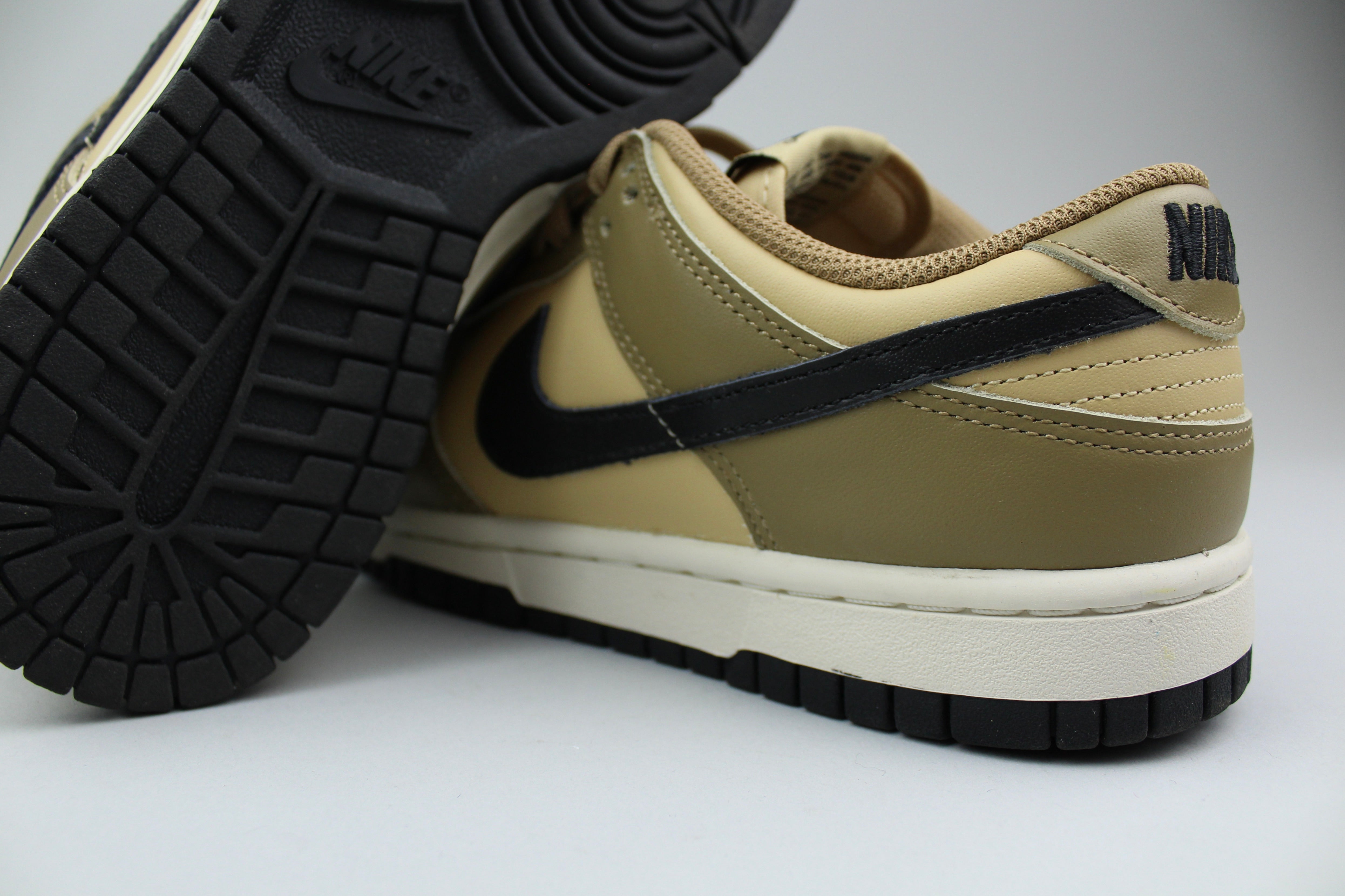 Nike Dunk Low 'Dark Driftwood'-8567991566666-The Attic