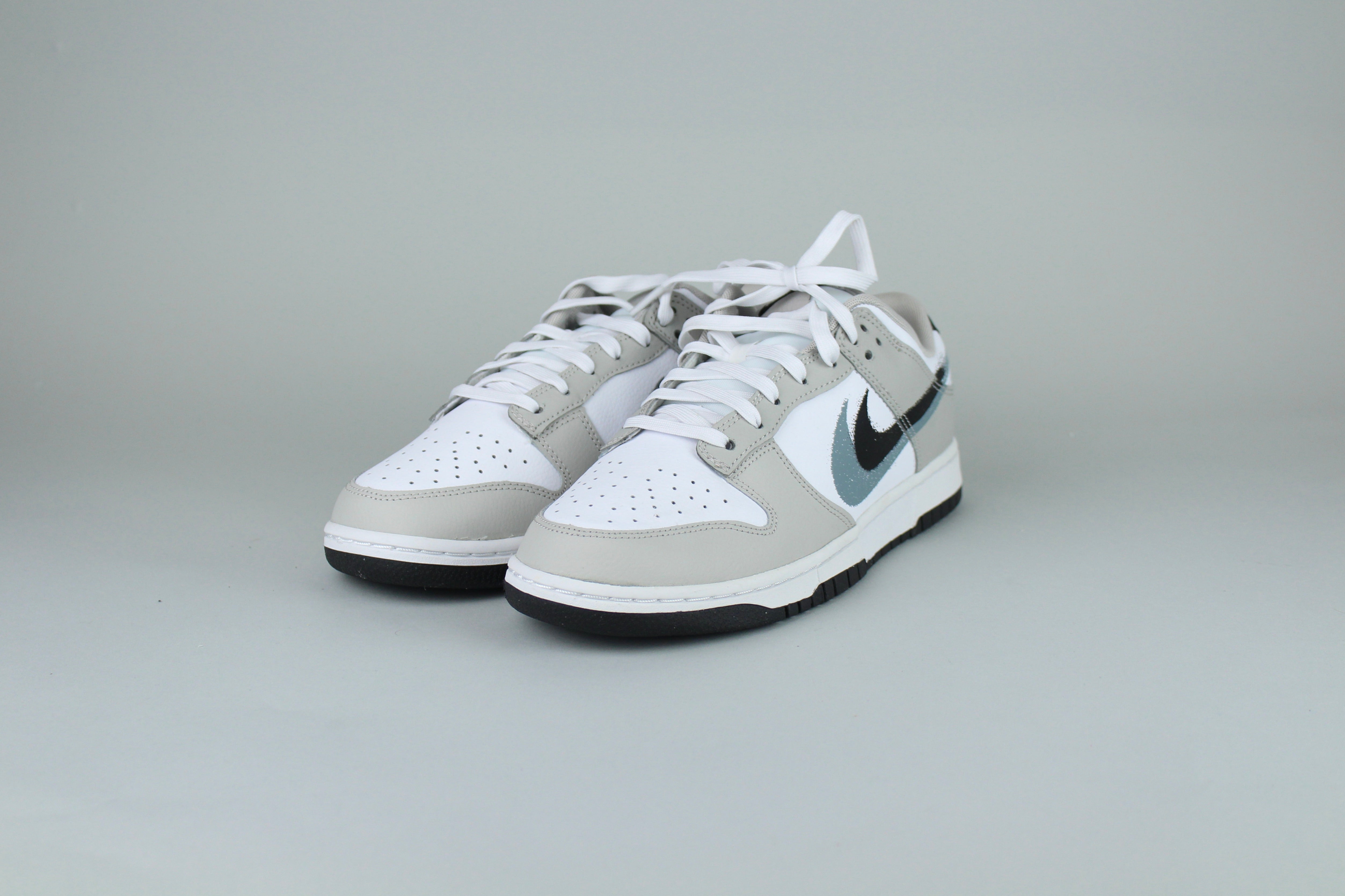 Nike Dunk Low 'Stencil Swoosh' - Size 43 (ARCHIVE)
