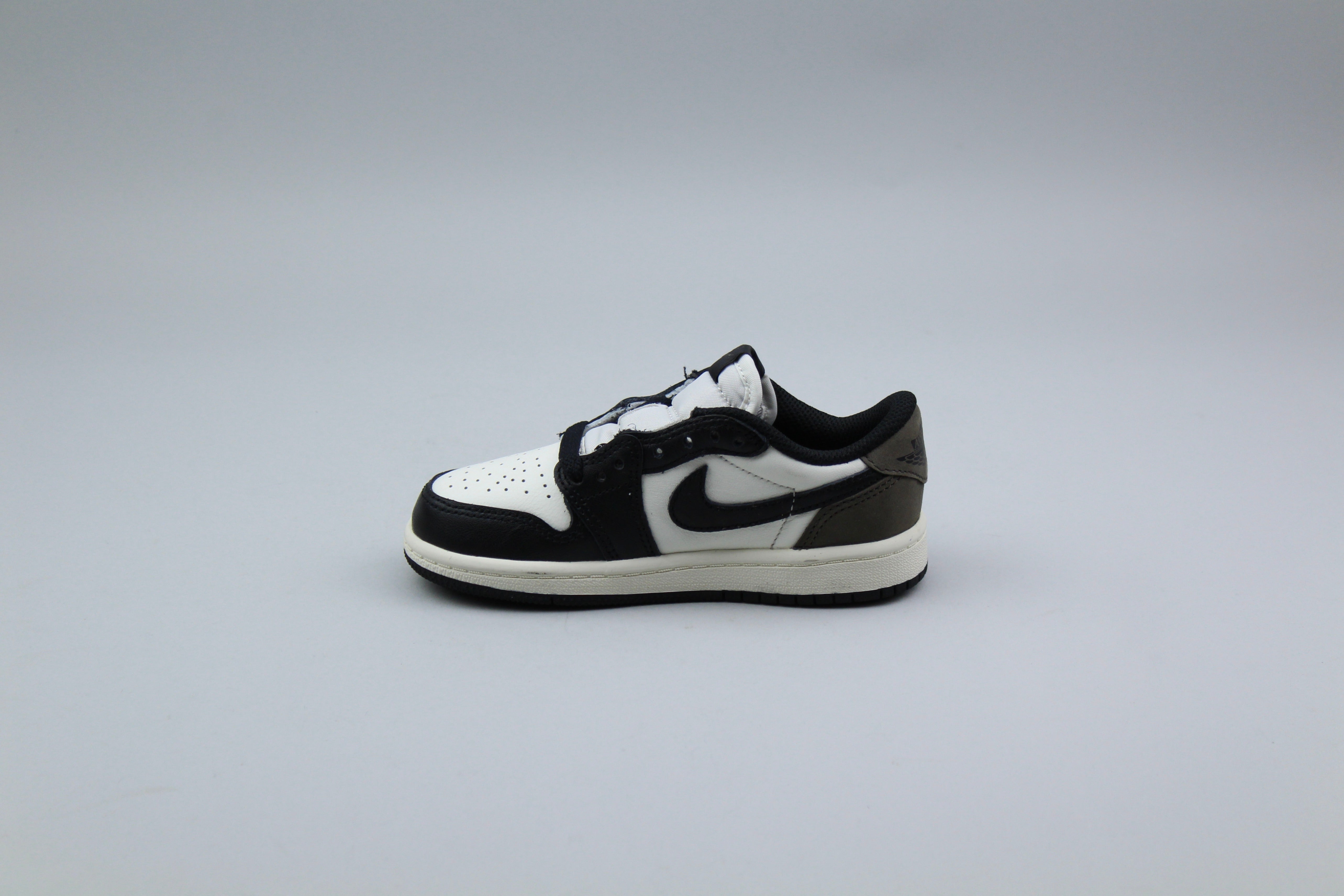 Air Jordan 1 Retro Low OG 'Mocha' (PS)-9573292736842-The Attic