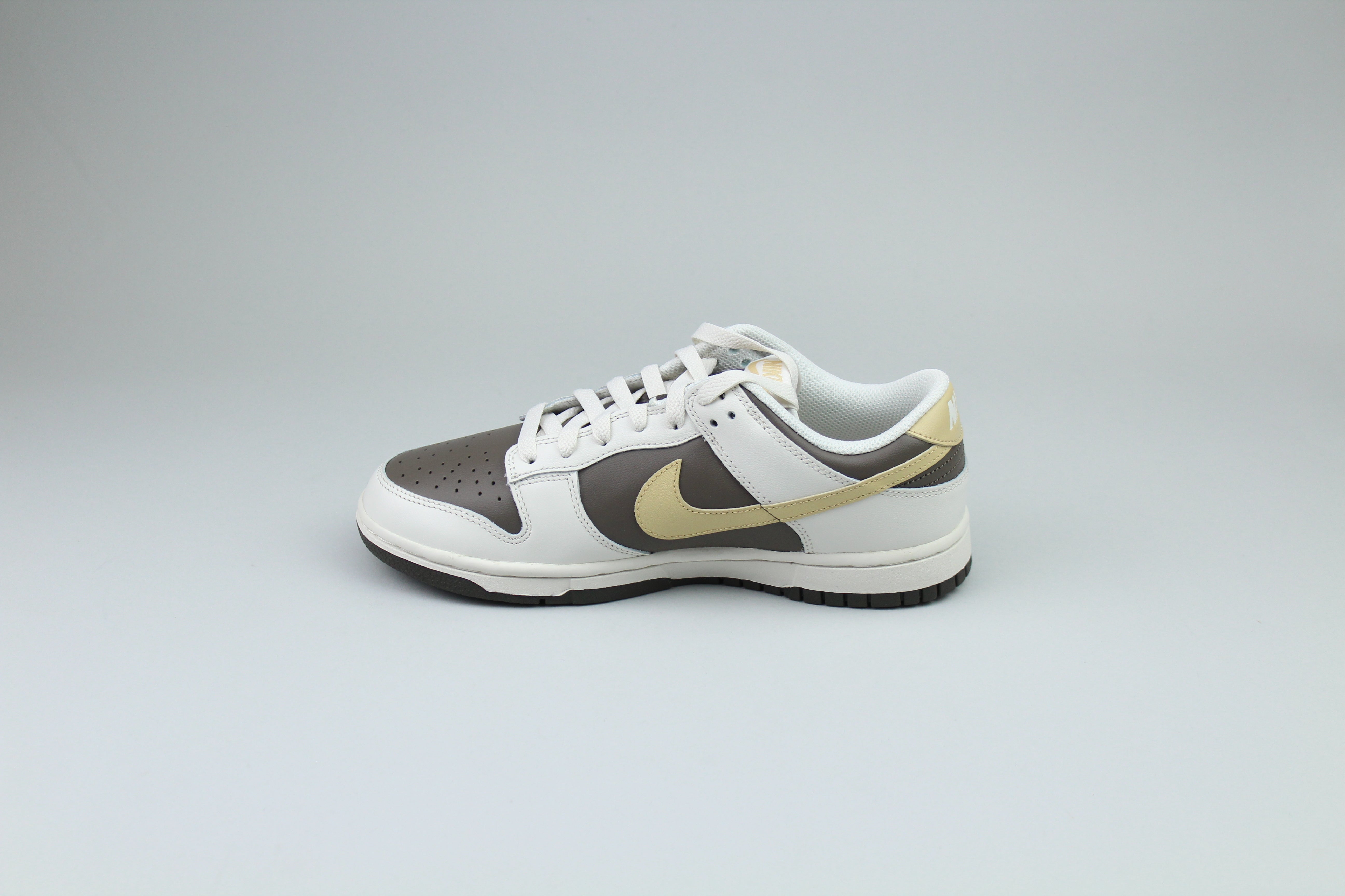 Nike Dunk Low 'Ironstone Sesame'-9999627387210-The Attic