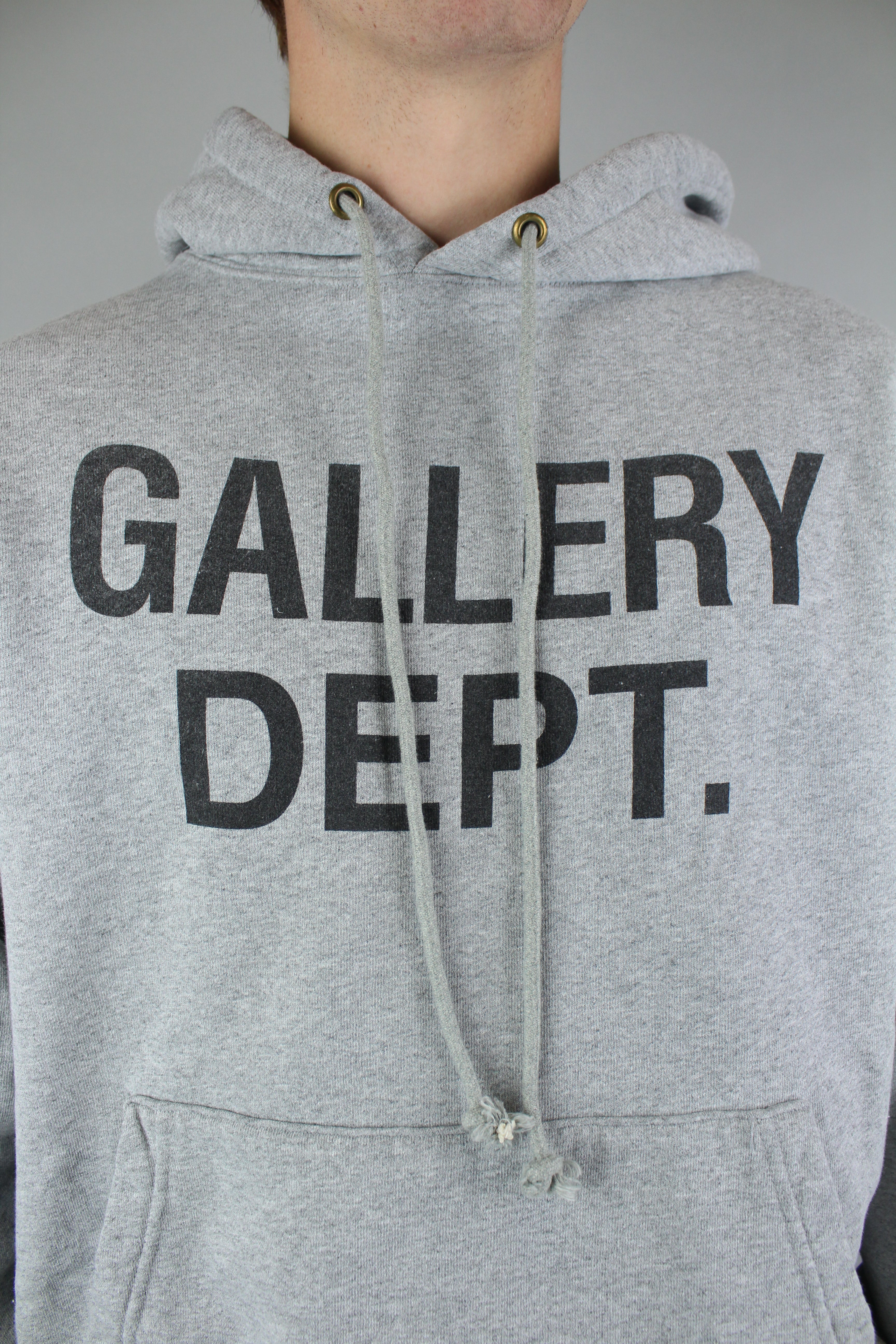 Gallery Dept. Center Logo Hoodie 'Heather Grey'-9577771991370-The Attic