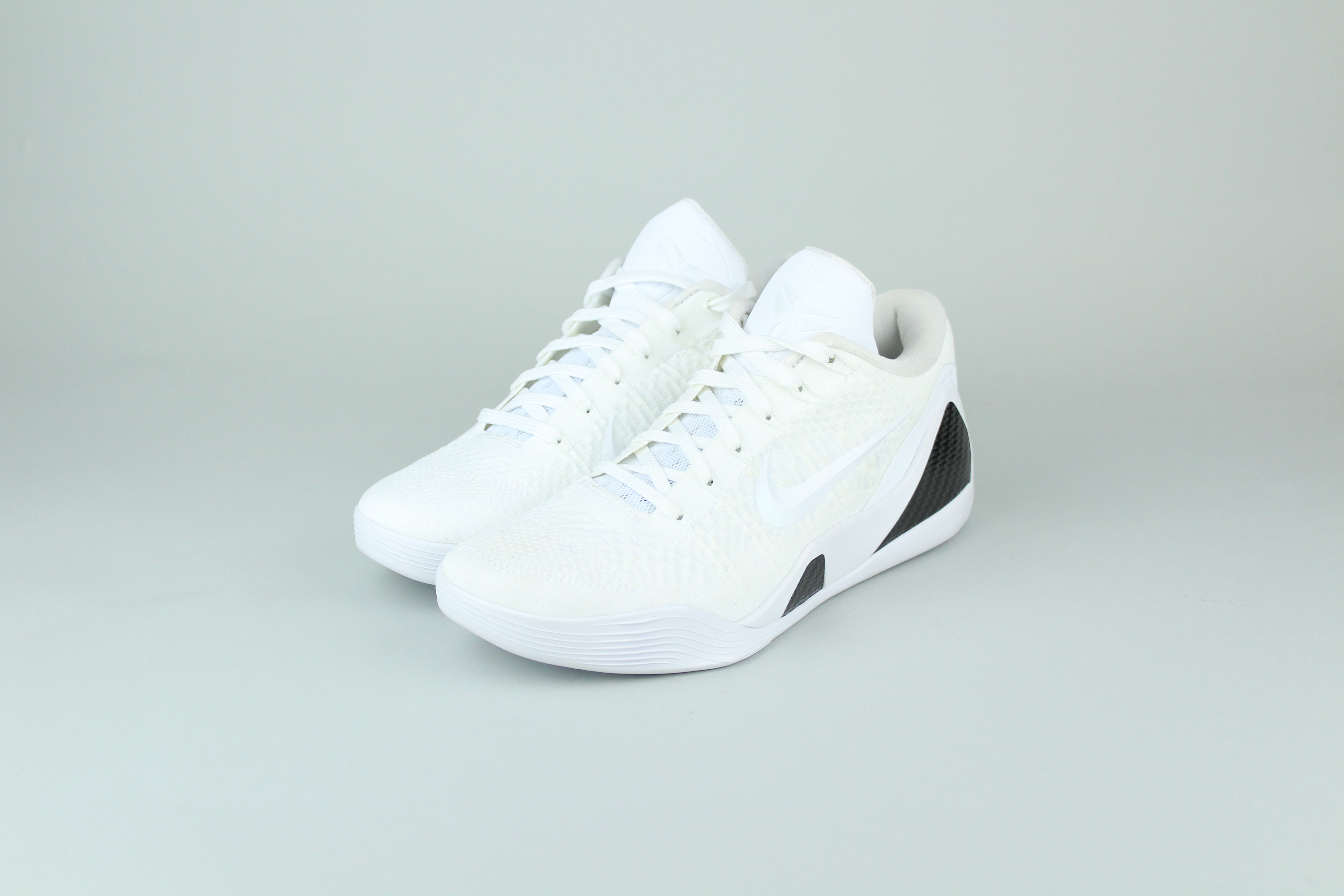 Nike Kobe 9 Elite Low Protro 'Halo' - Size 40 (ARCHIVE)