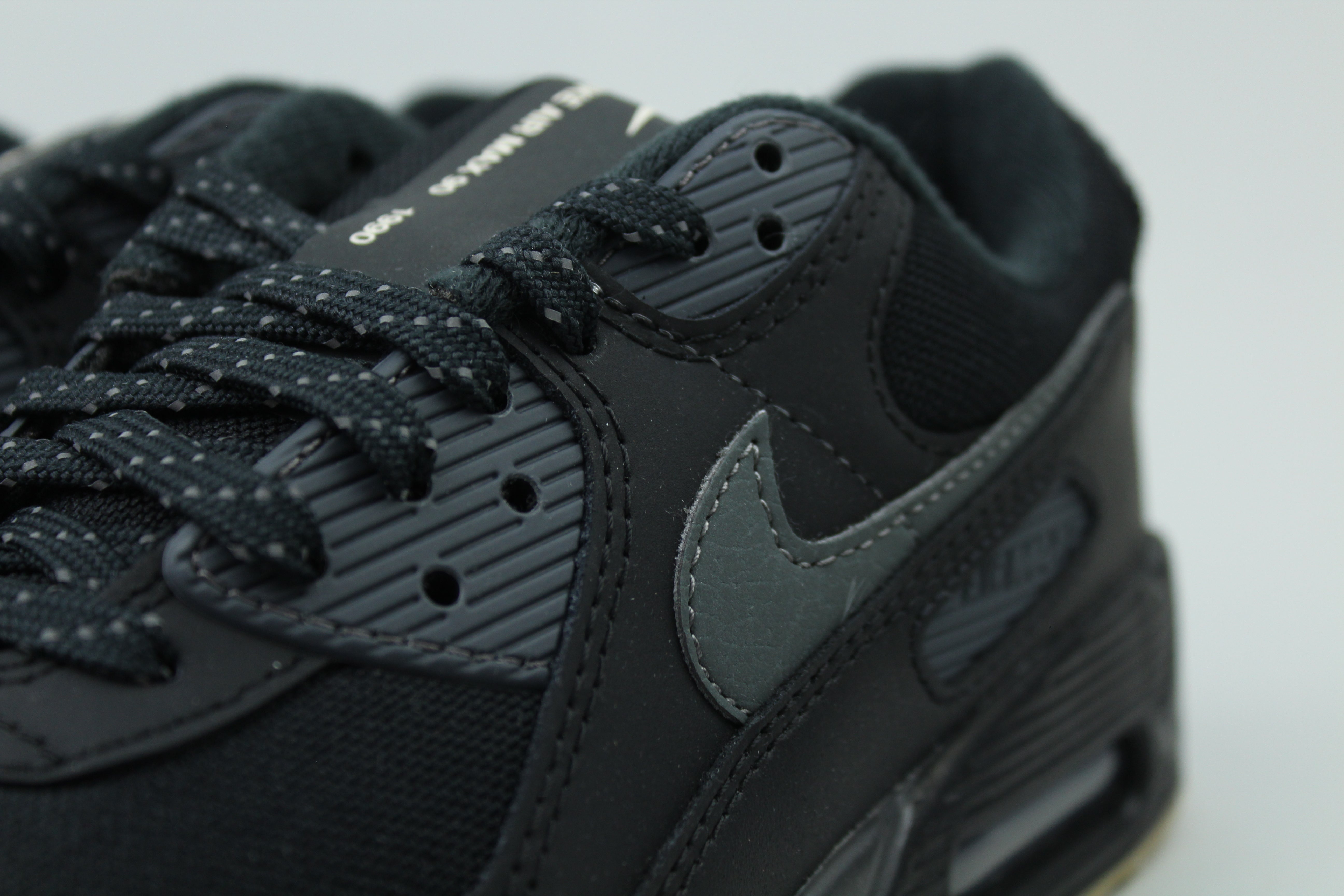 Nike Air Max 90 'Black Gum'-10119256277322-The Attic