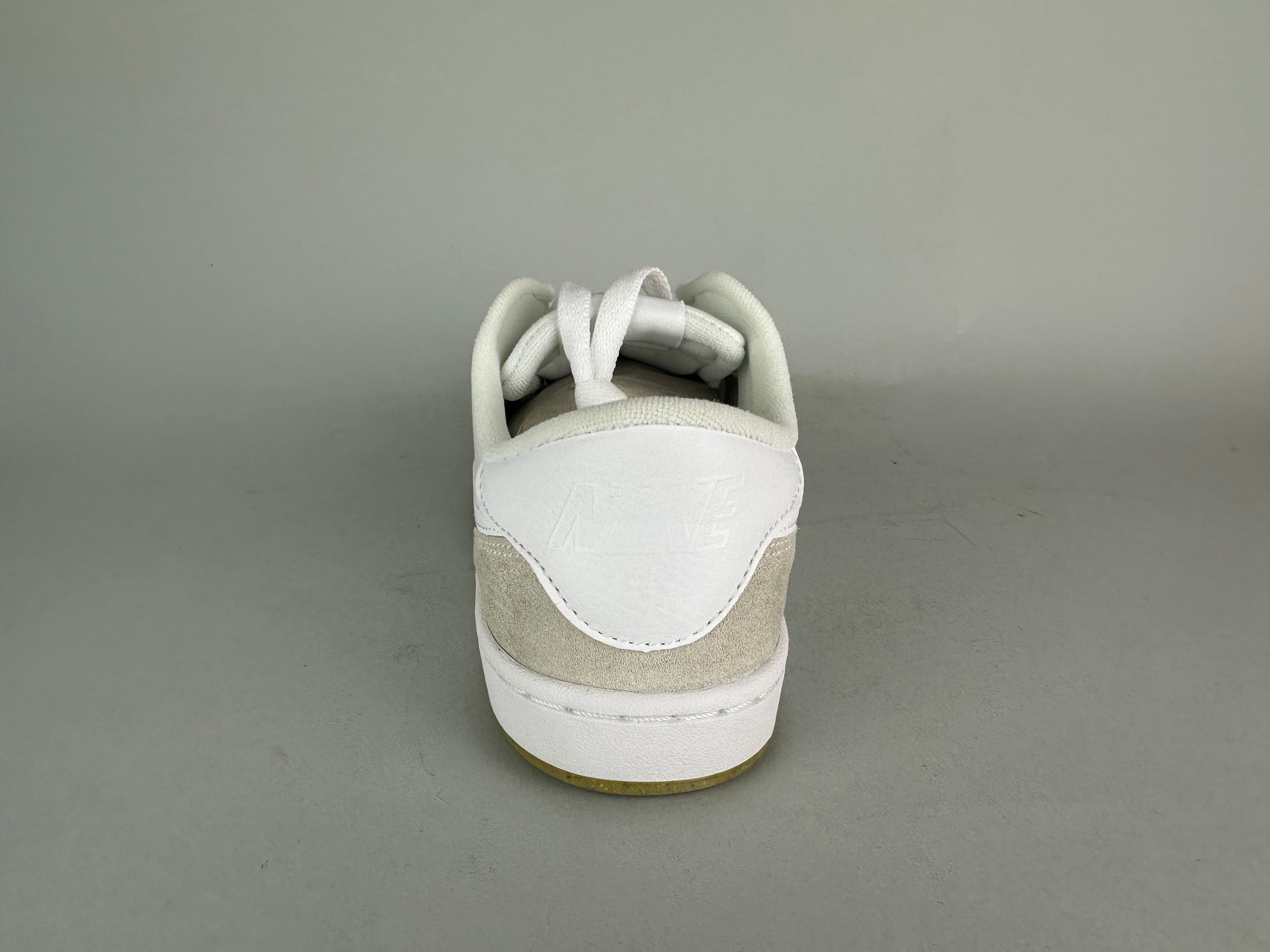 Nike FC Standard SB 'Summit White Gum' - Size 42.5 (ARCHIVE)