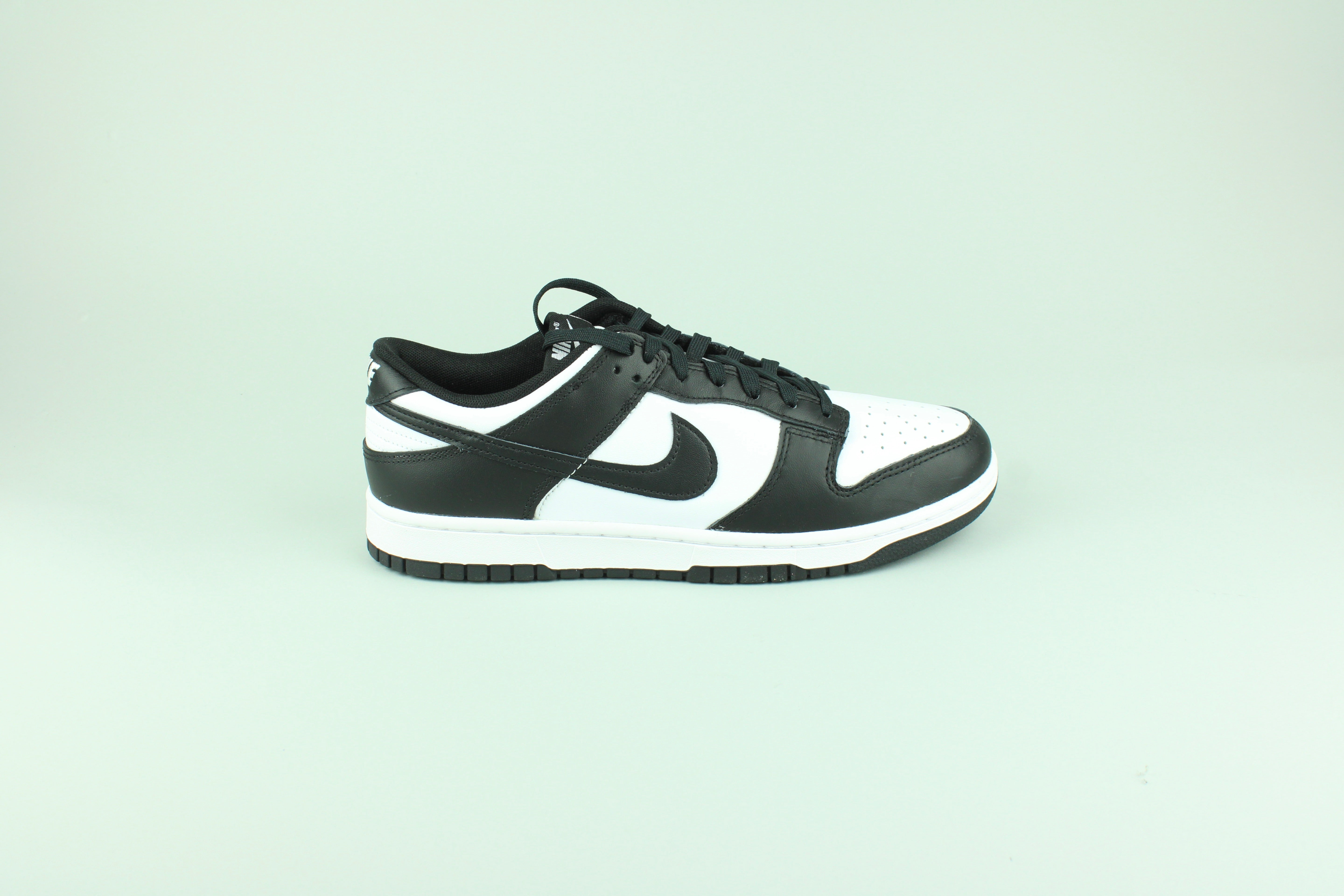 Nike Dunk Low Retro 'Panda' - Talla 44 (ARCHIVE)
