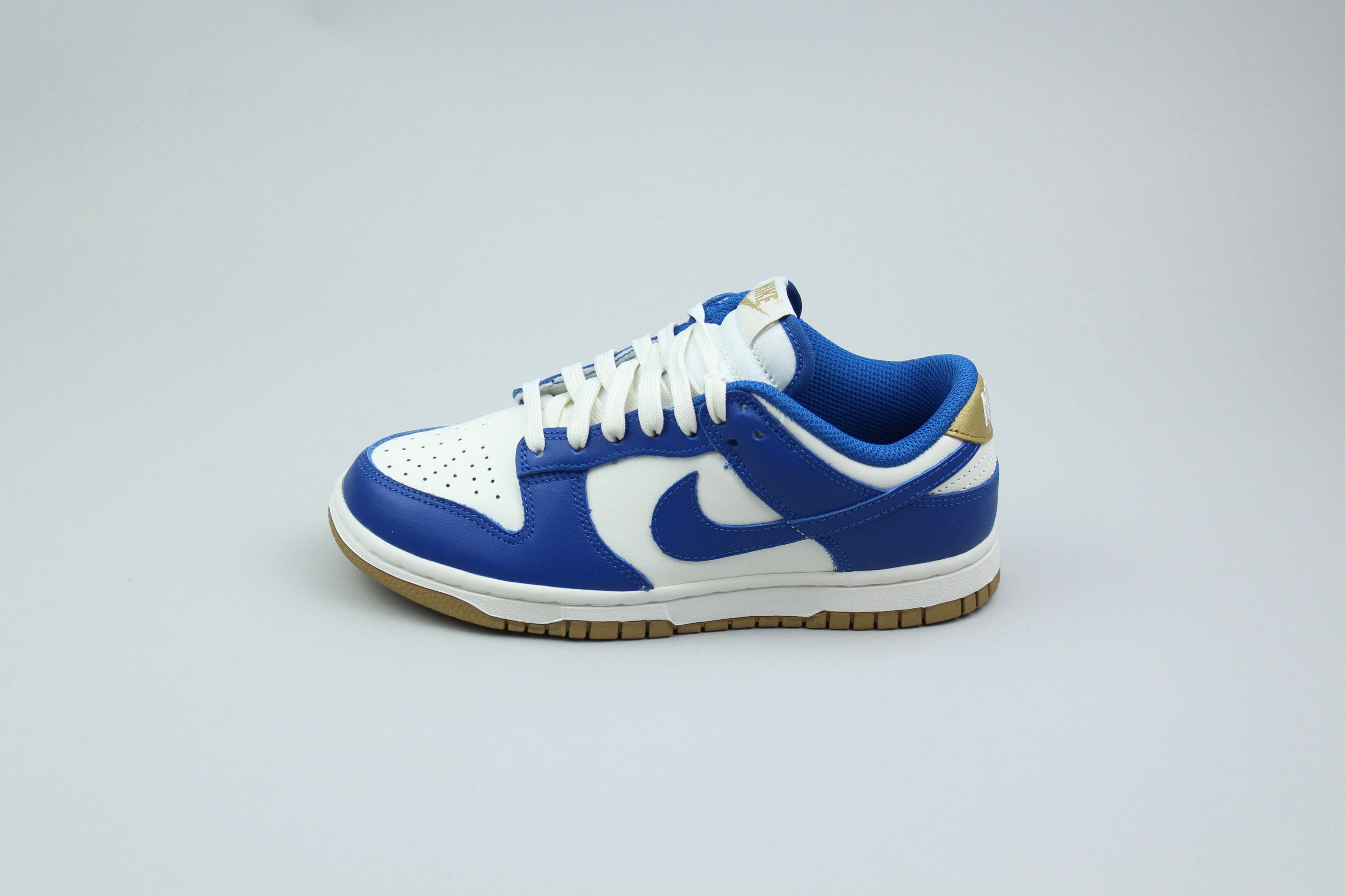 Nike Dunk Low 'Kansas City Royals'-8764151759178-The Attic
