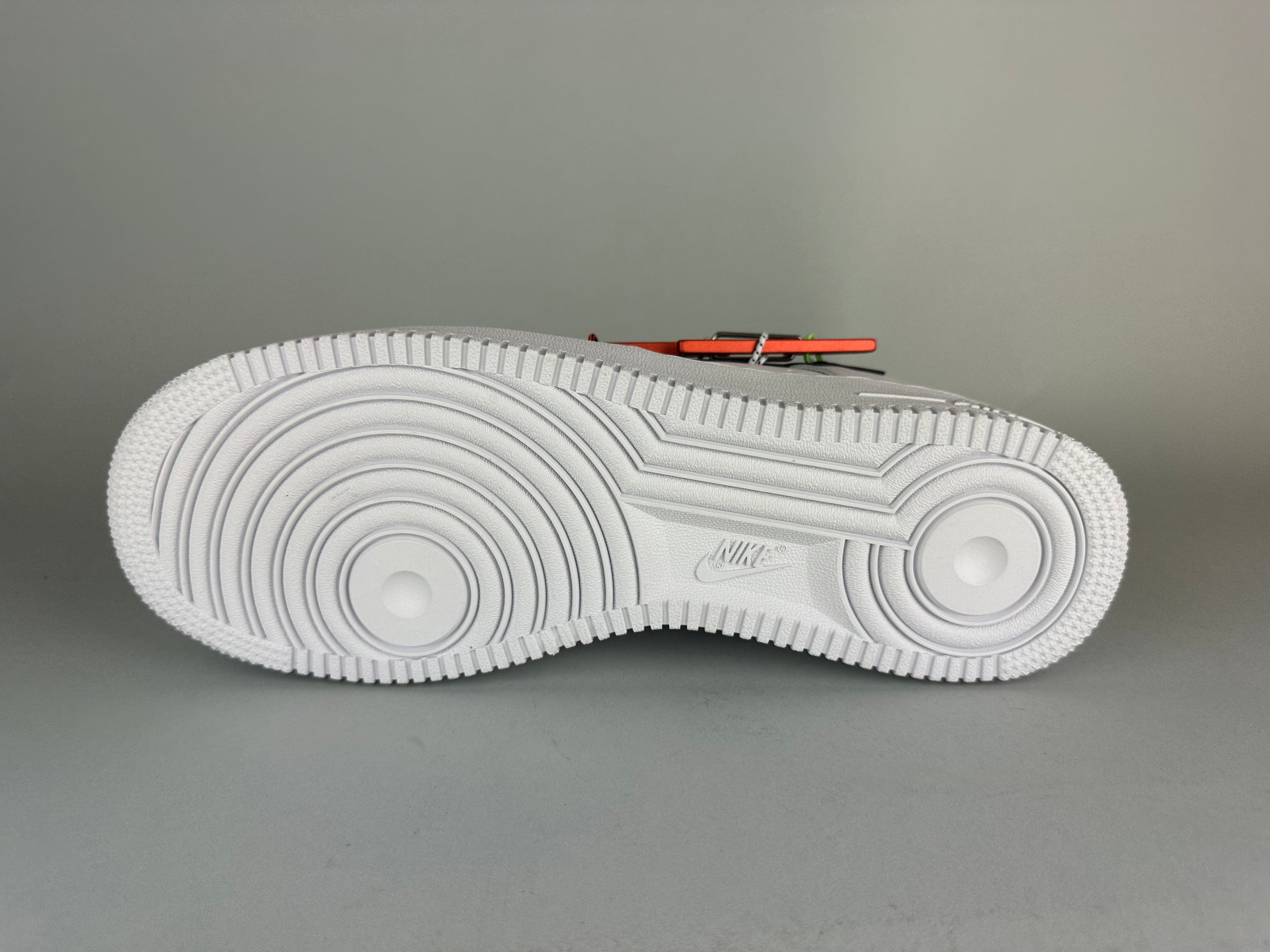 Nike Air Force 1 '07 Premium 'Carabiner White Habanero Red' - Size 44 (ARCHIVE)