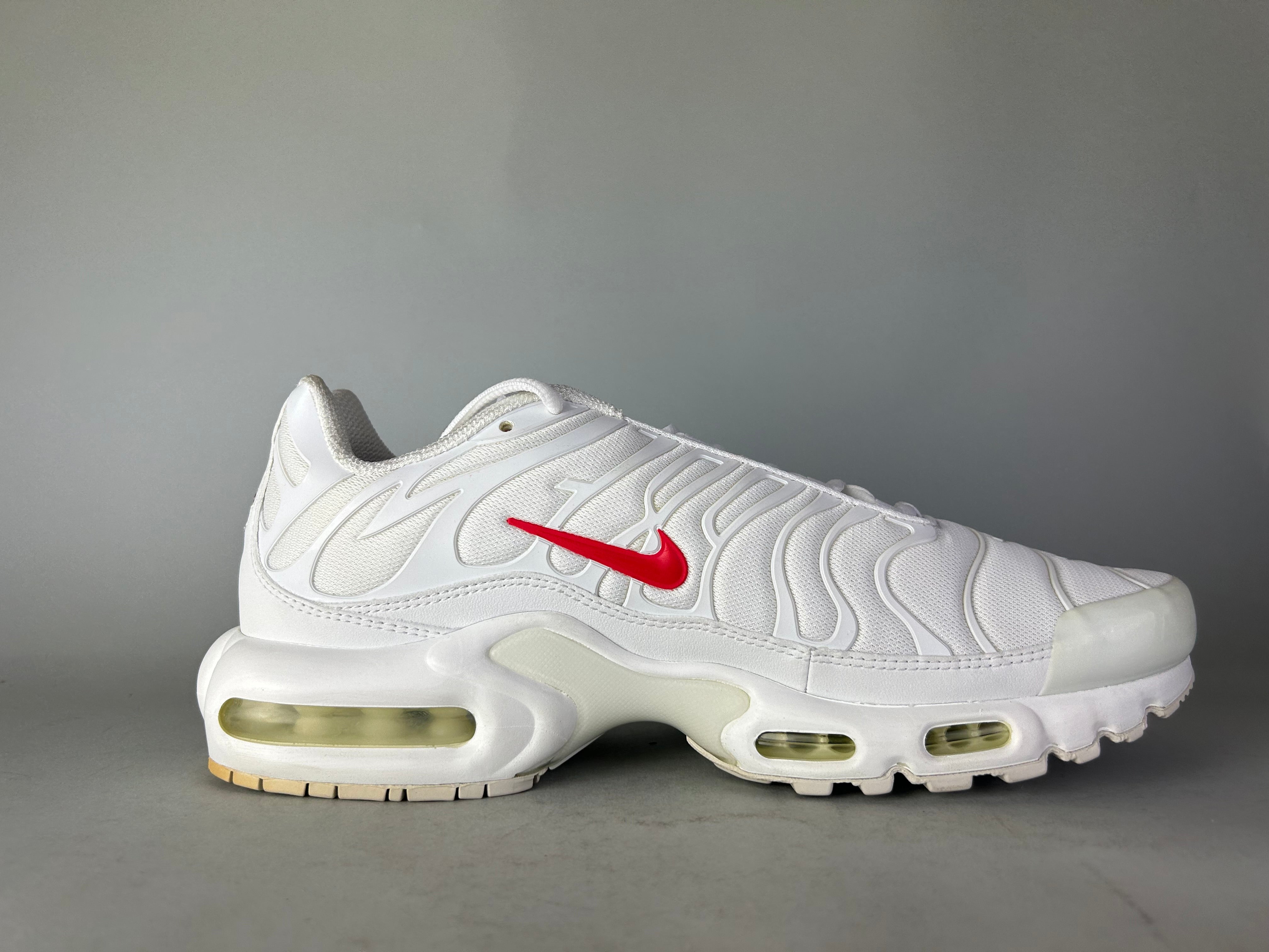 Supreme x Nike Air Max Plus TN 'White' - Size 44 (ARCHIVE)