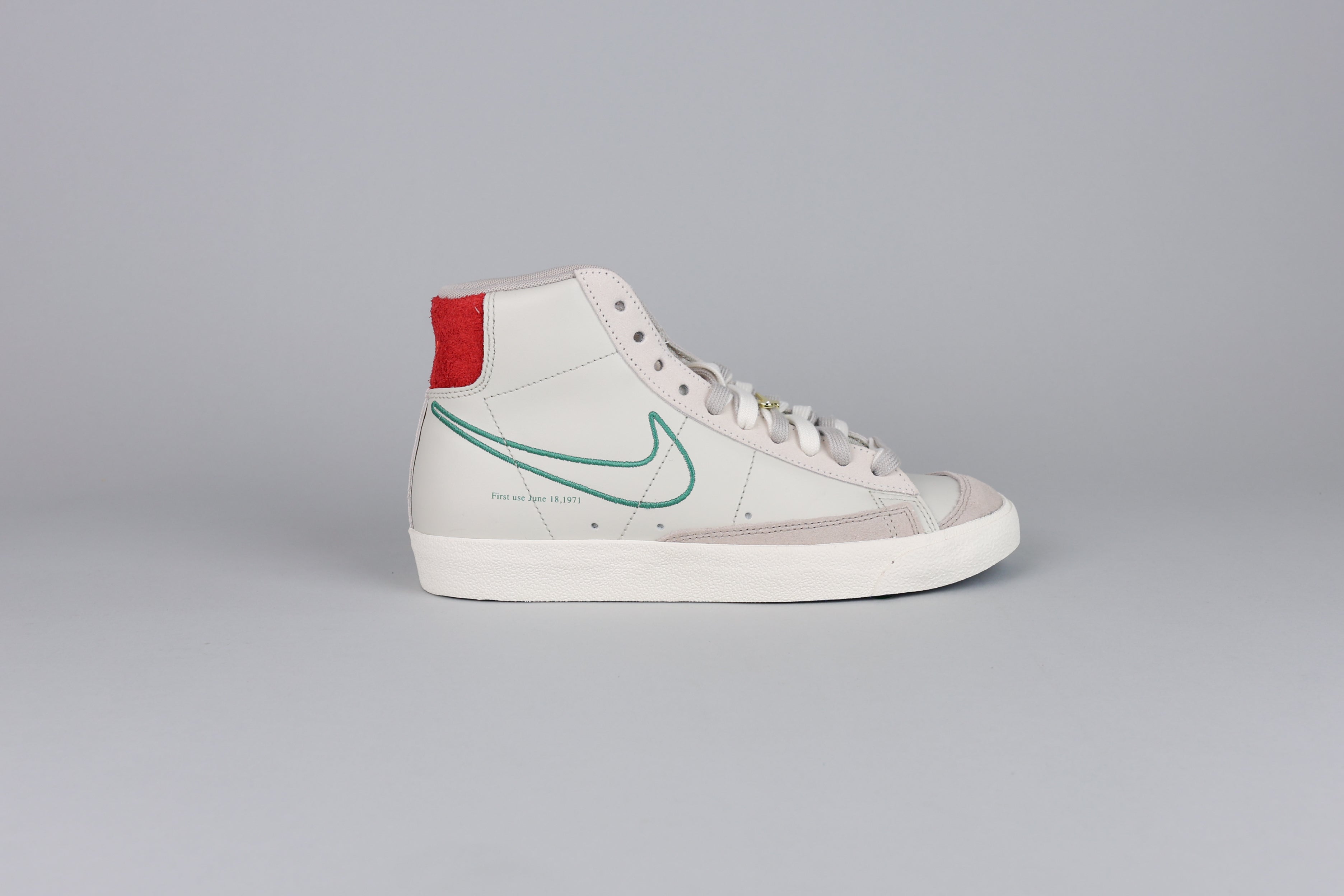 Nike Blazer Mid 77 SE First Use 'Light Bone' (Women's) - Size 41 (ARCHIVE)-8773093228874-The Attic