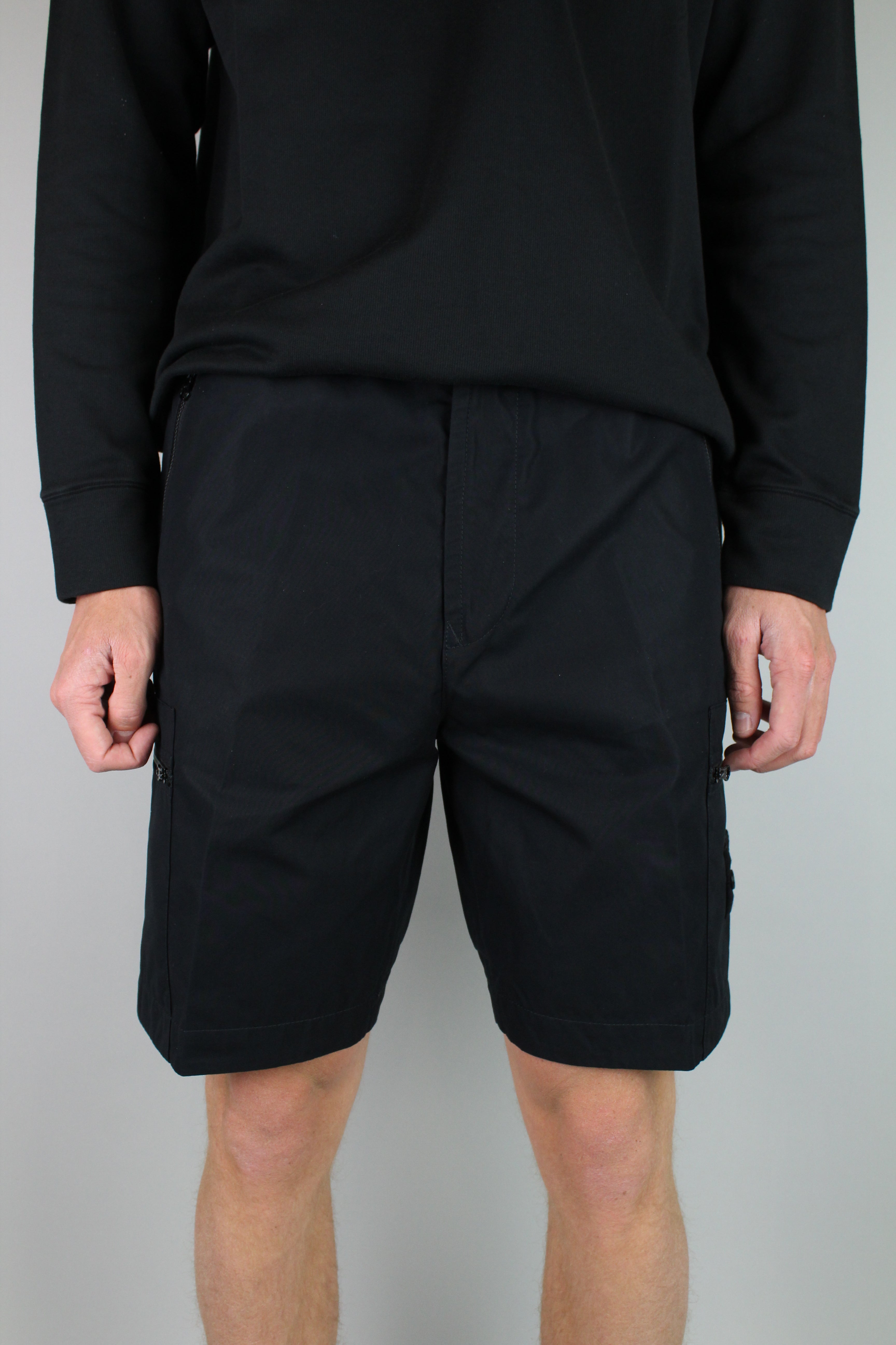 Stone Island Weatherproof Comfort Shorts Ghost (Black)-9348621697354-The Attic