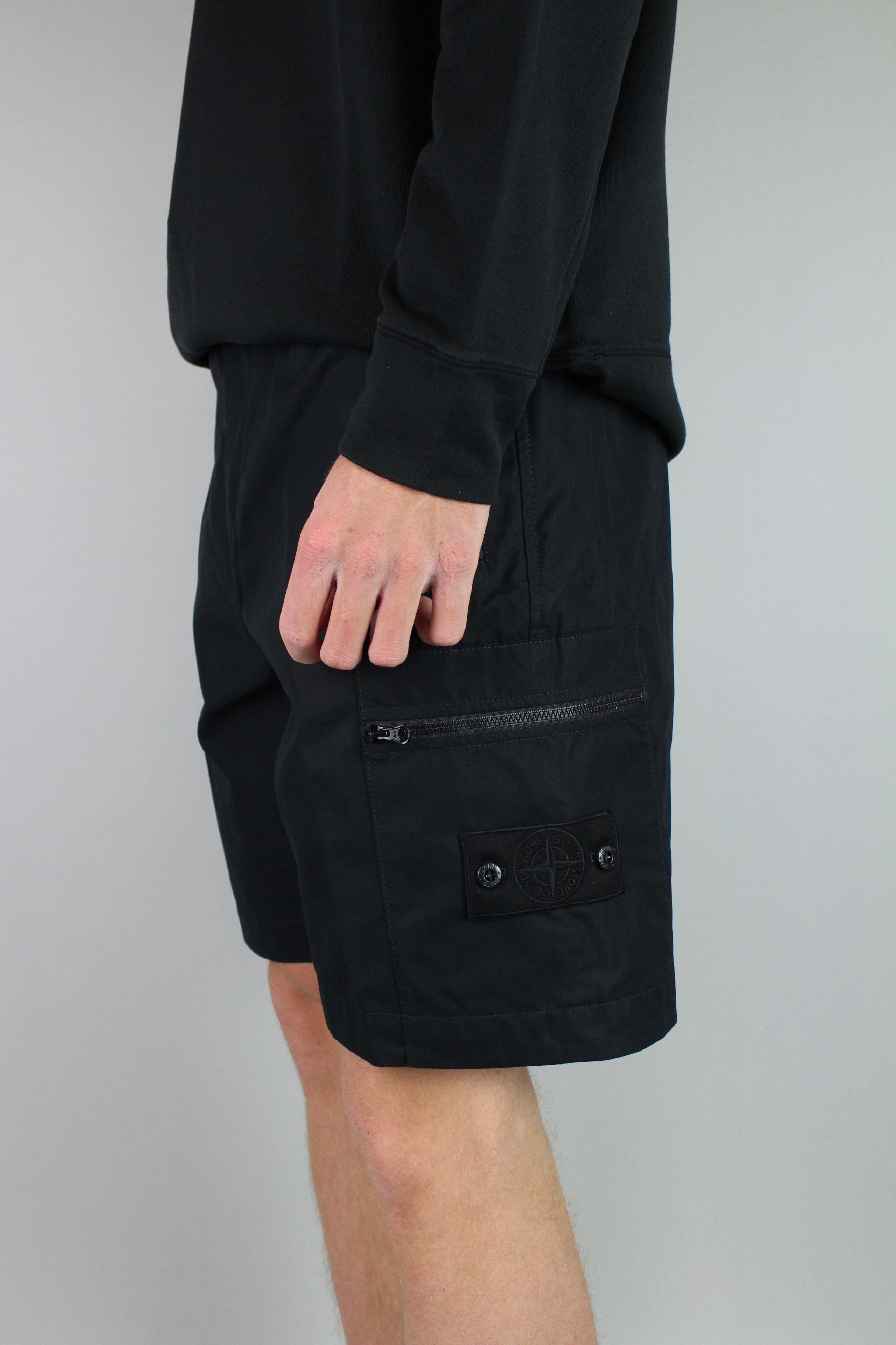 Stone Island Weatherproof Comfort Shorts Ghost (Black)-9348621697354-The Attic