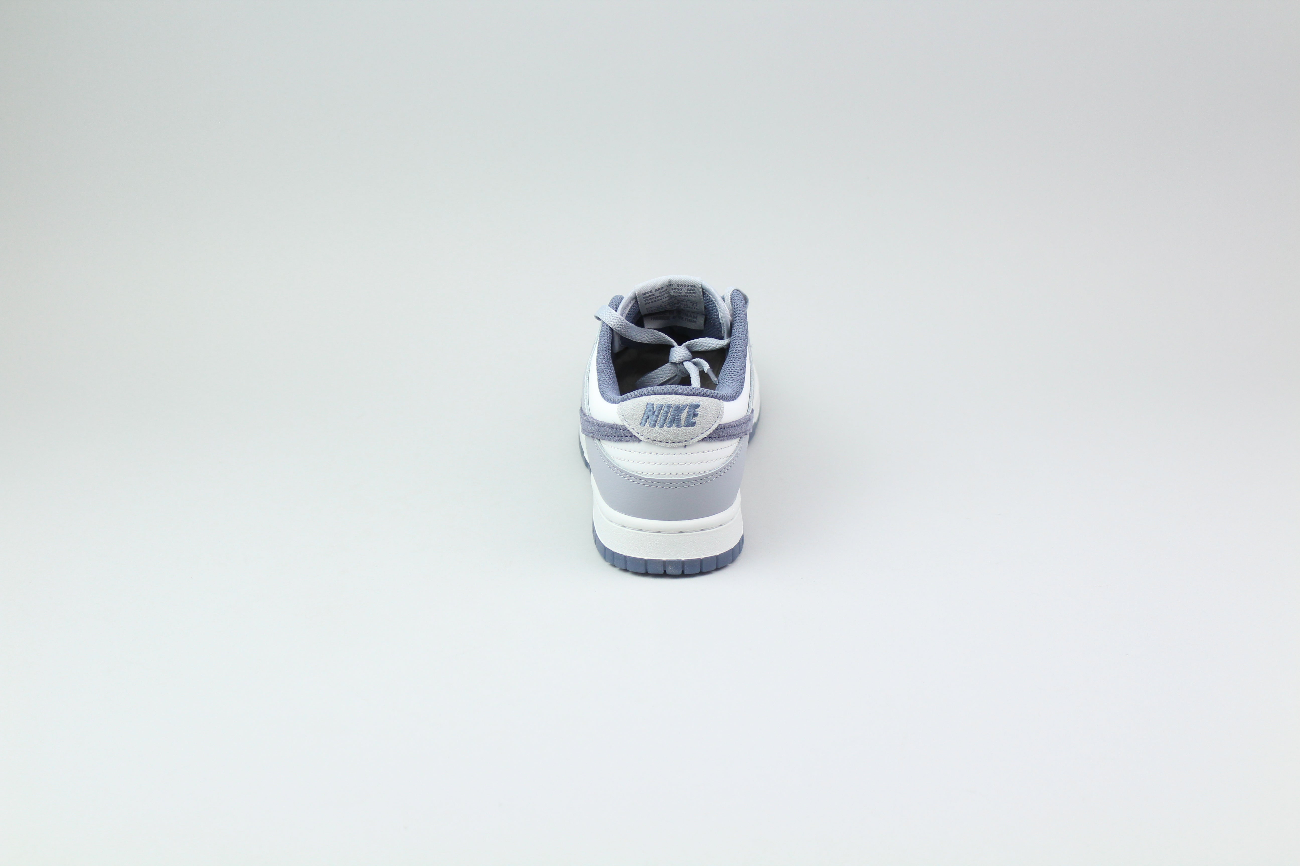 Nike Dunk Low SE 'Light Carbon'-9404229255498-The Attic