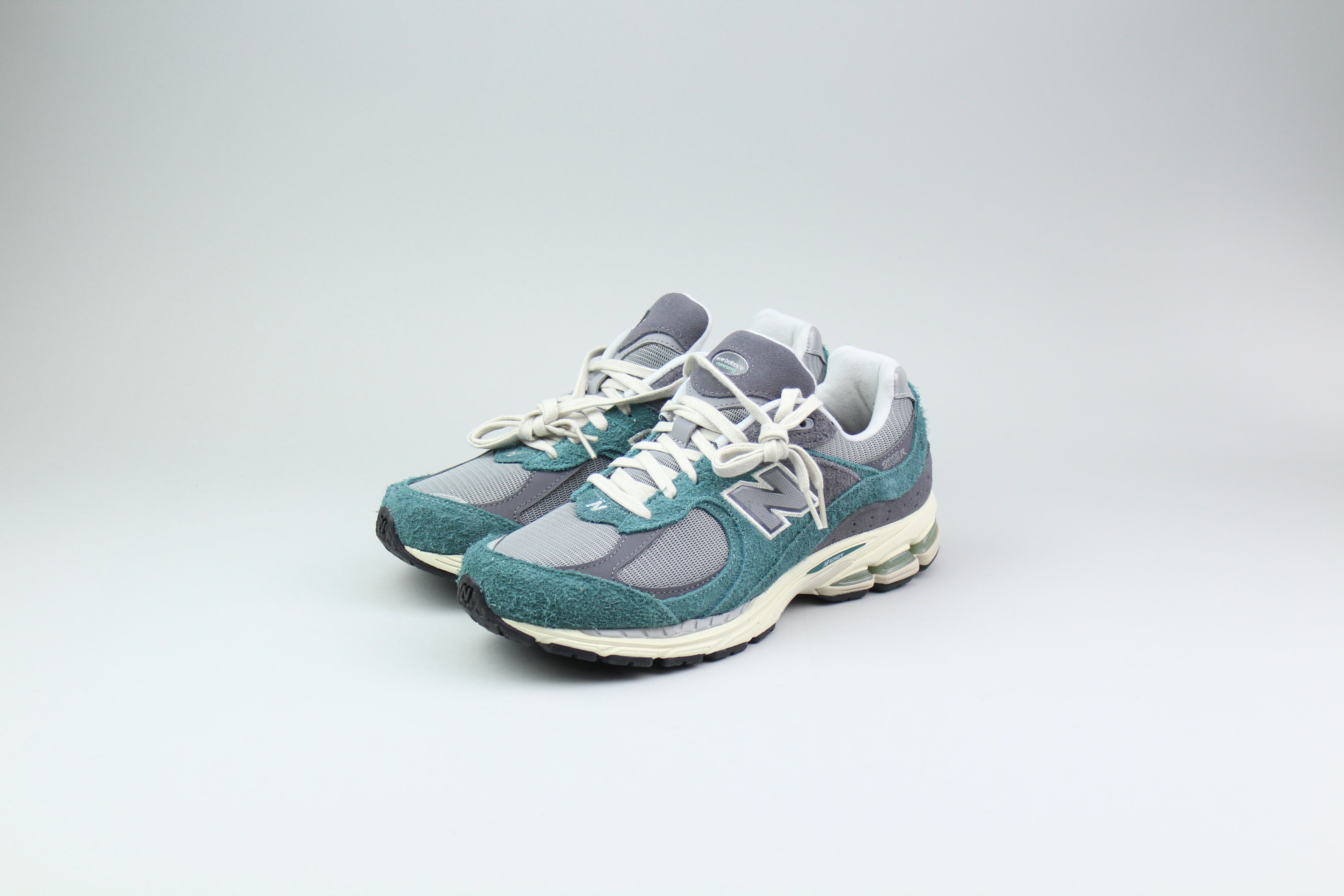 New Balance 2002 'New Spruce Magnet' - Size 42.5 (ARCHIVE)-9428886421834-The Attic