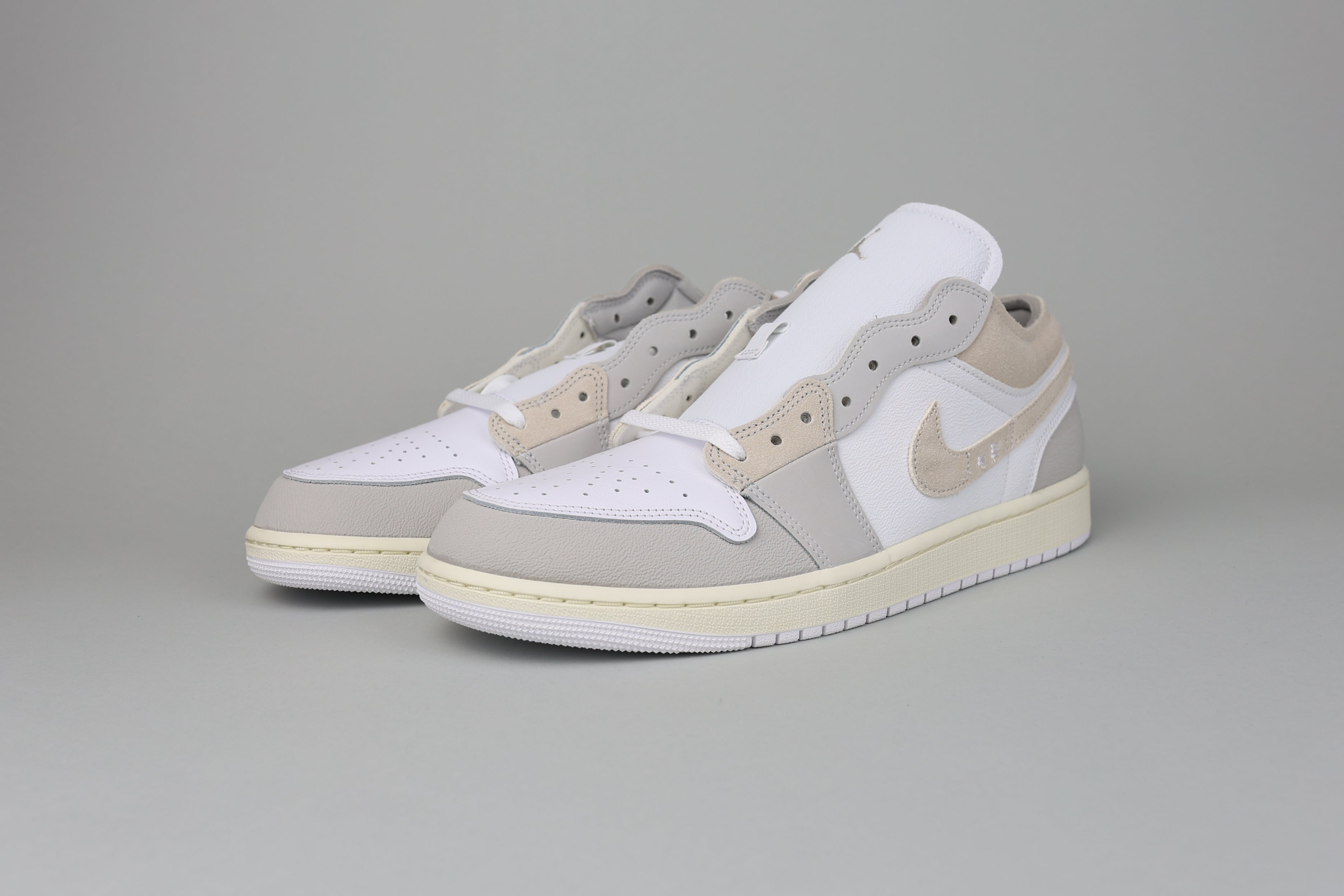 Jordan 1 Low SE Craft Inside Out Tech Grey - size 47 (ARCHIVE)-8653347488074-The Attic
