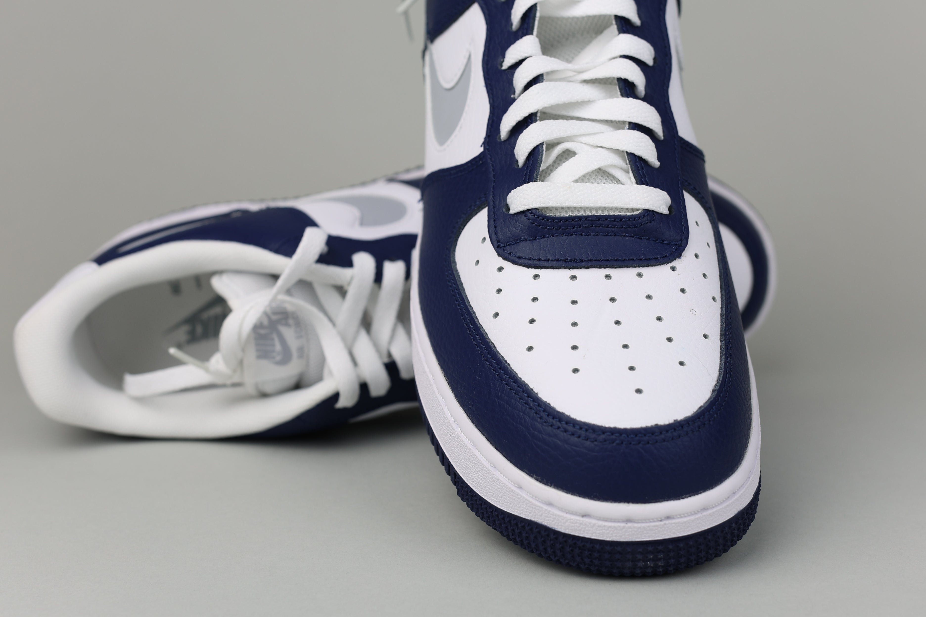 Nike Air Force 1 Low White Navy Grey - size 44 (ARCHIVE)-8653354041674-The Attic