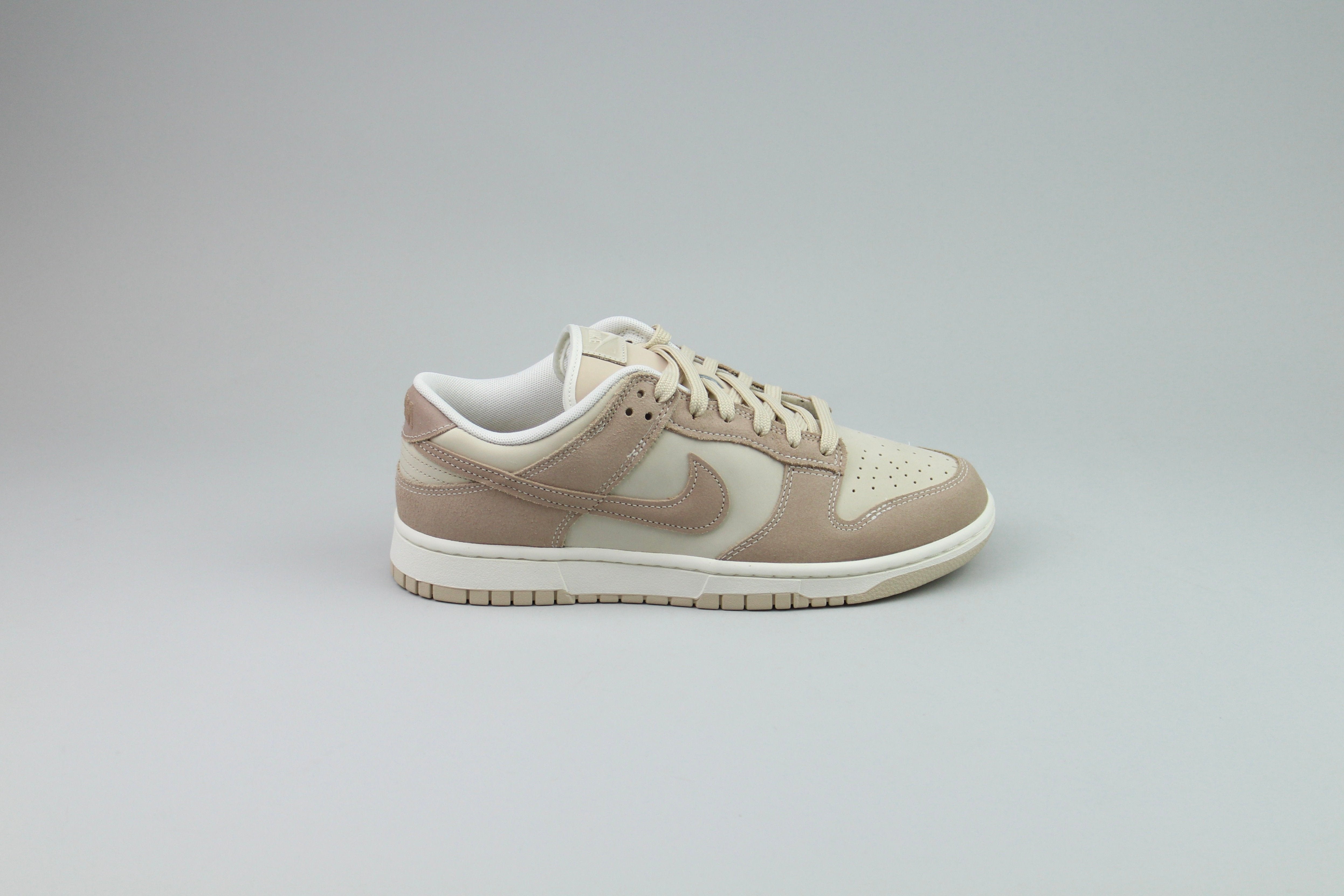 Nike Dunk Low SE Sandrift (Women's) - Size 42.5 (ARCHIVE)-9508158570826-The Attic