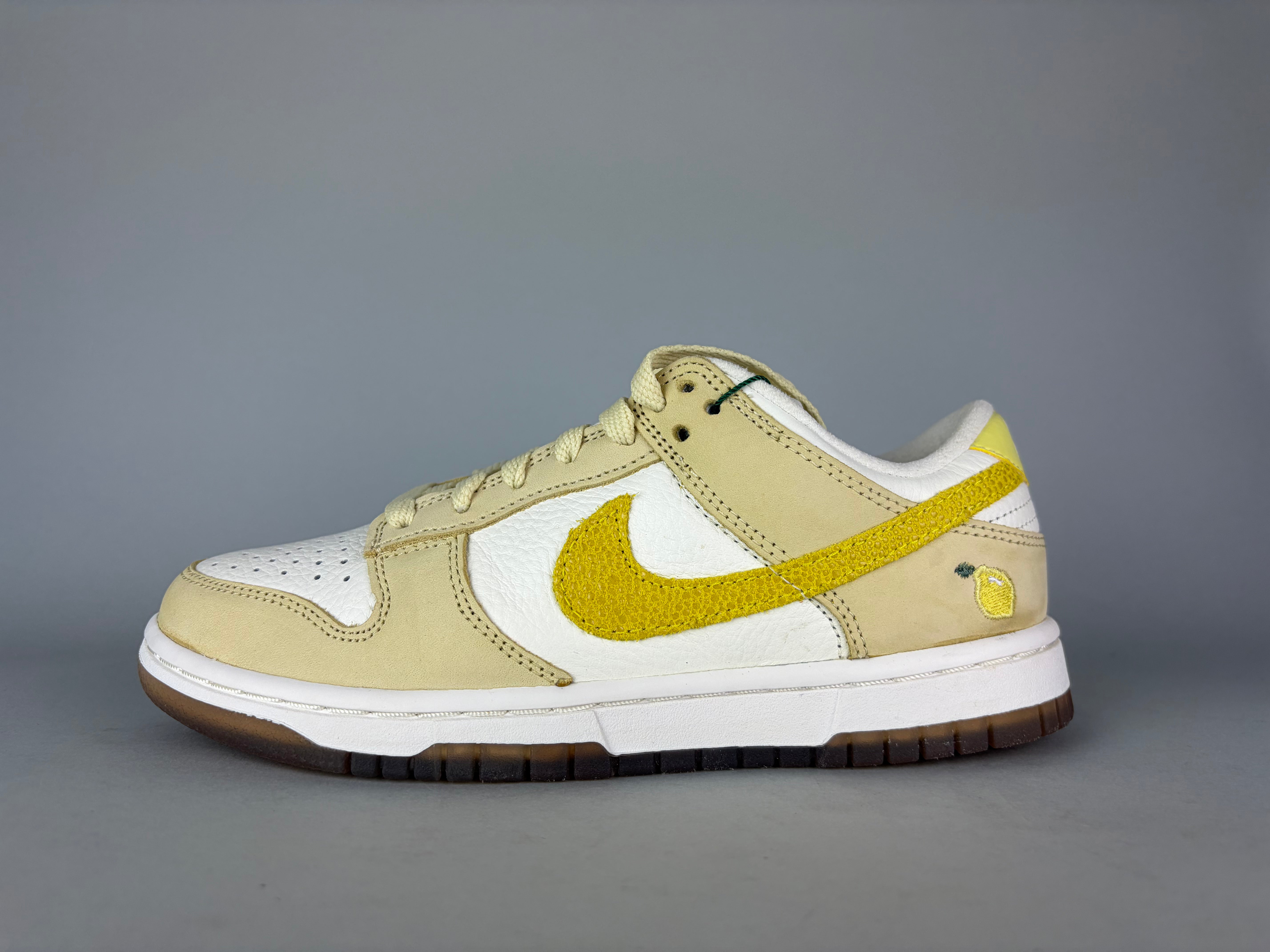 Nike Dunk Low ‘Lemon Drop’ (W) - Størrelse 36 (ARKIV)