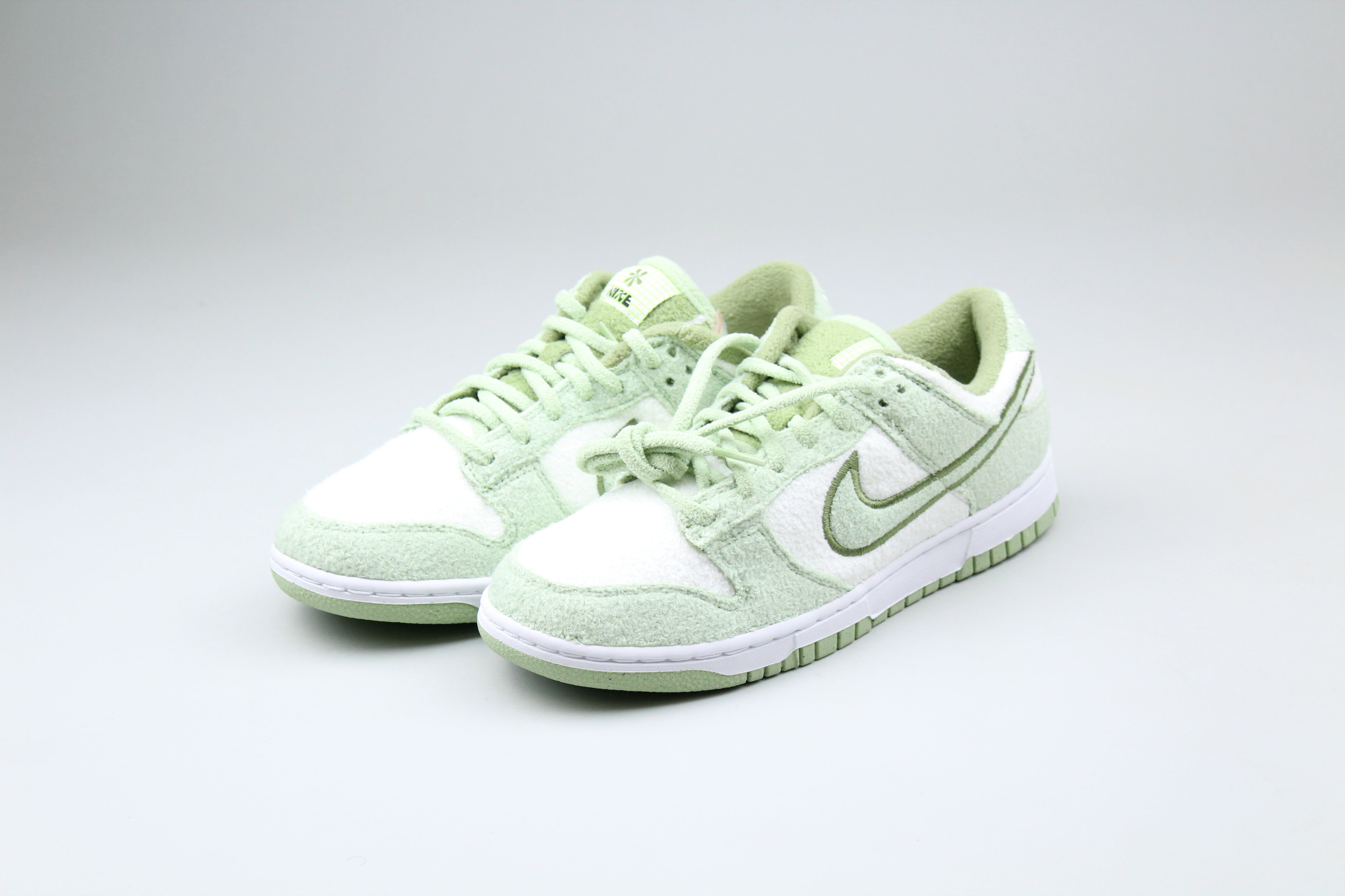 Nike Dunk Low SE Fleece Pack 'Honeydew'-8567996973386-The Attic