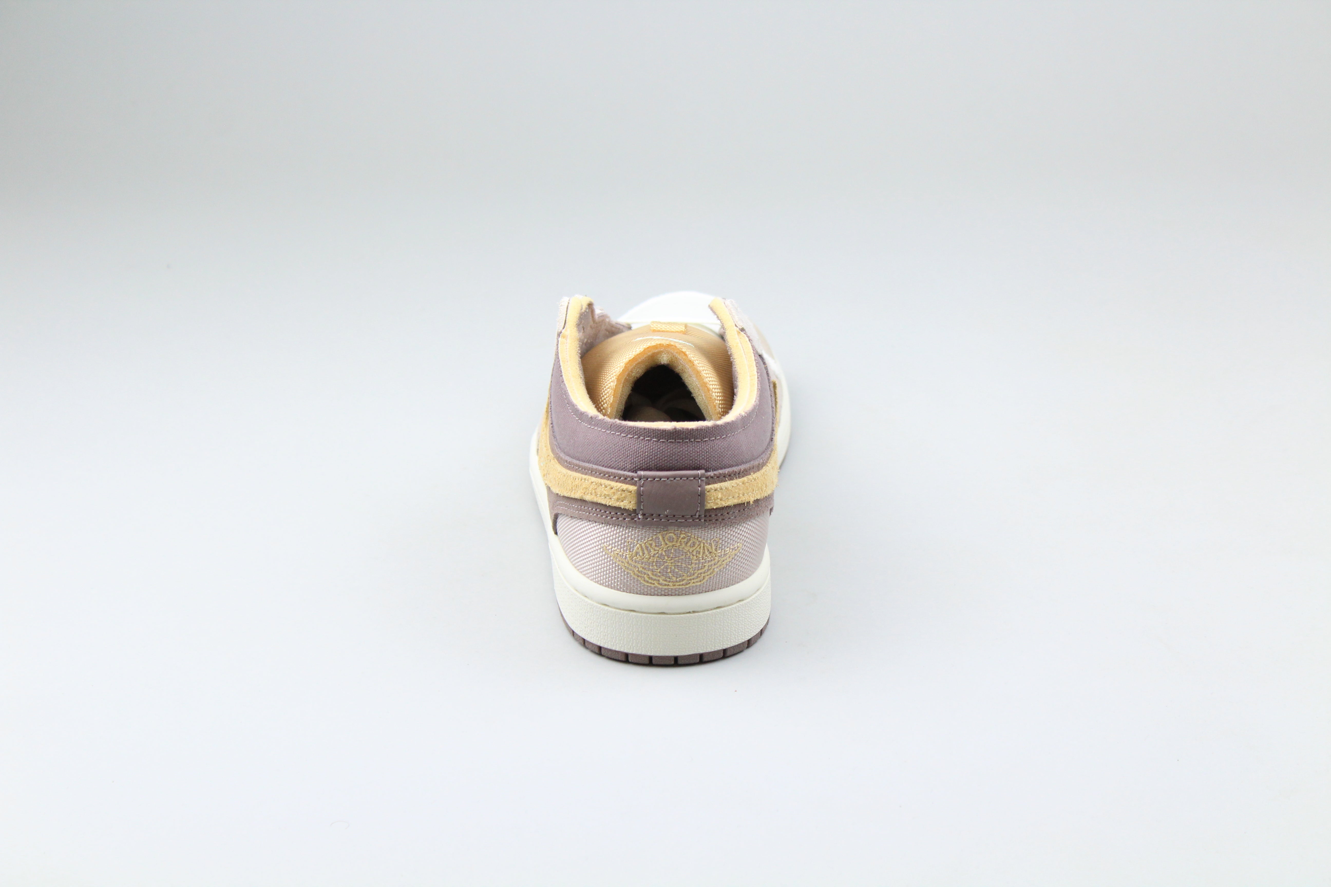 Jordan 1 Low SE Craft 'Taupe Haze'-8572467544394-The Attic