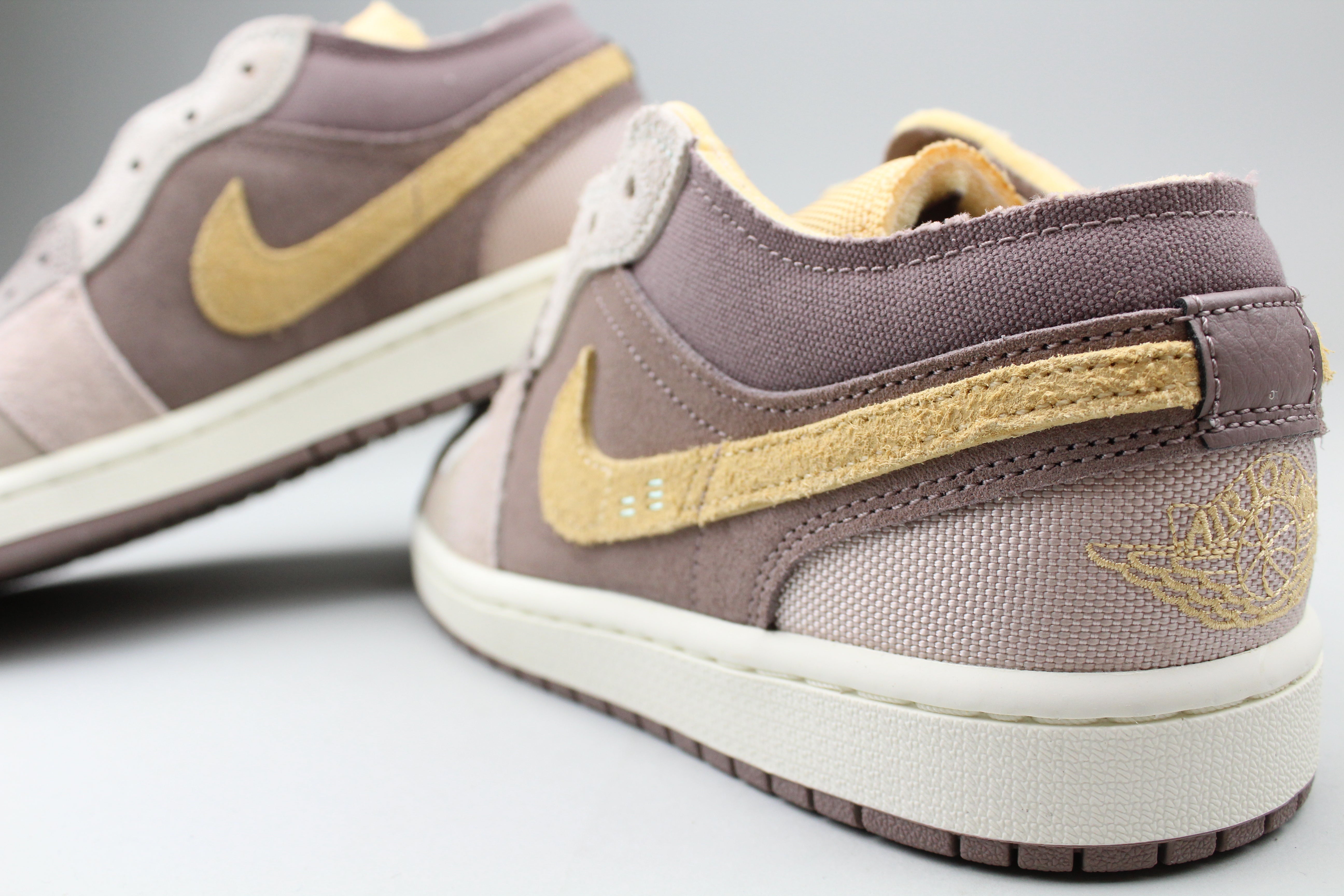 Jordan 1 Low SE Craft 'Taupe Haze'-8572467544394-The Attic