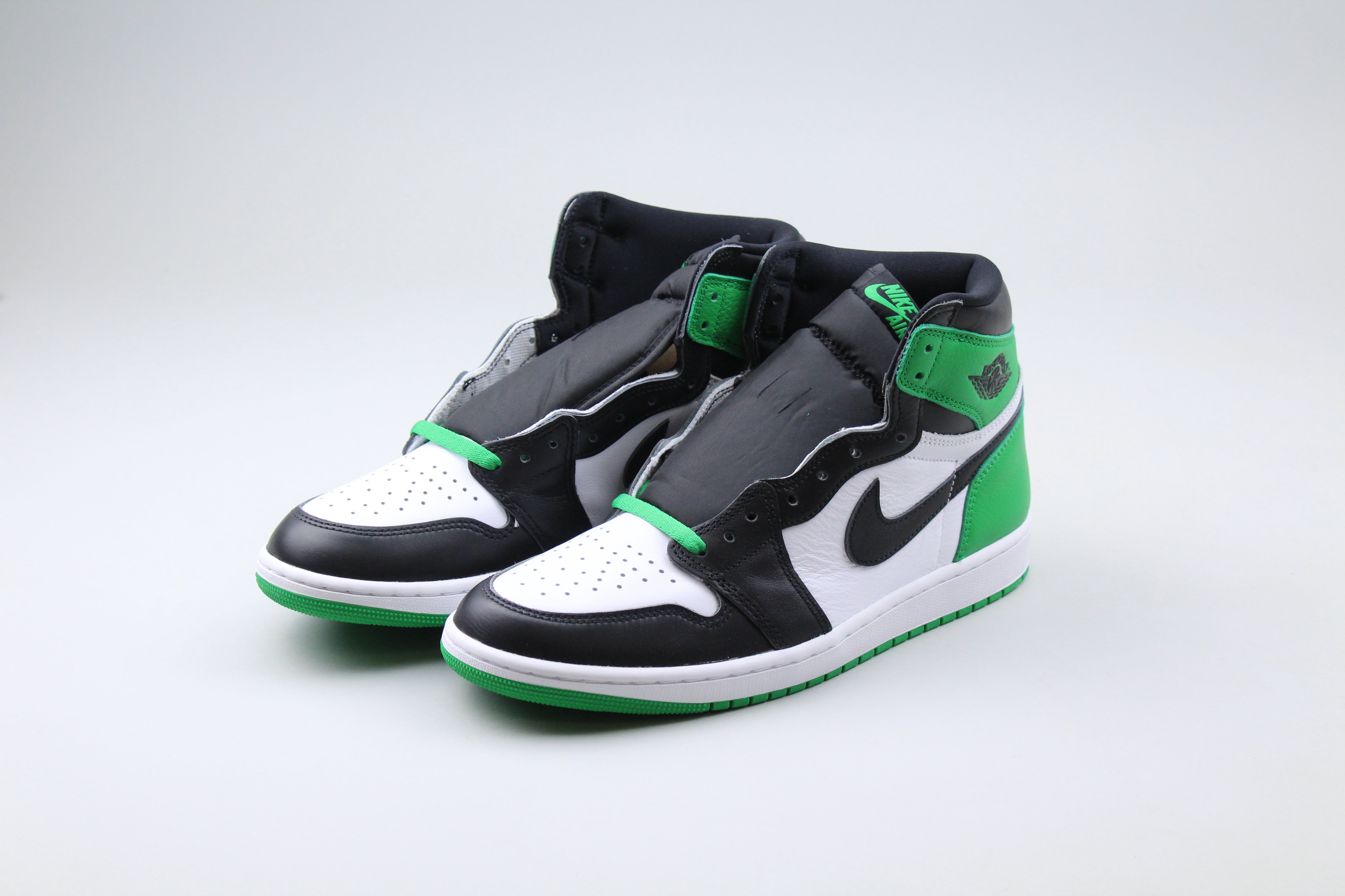 Jordan 1 Retro High OG 'Lucky Green'-8434241012042-The Attic