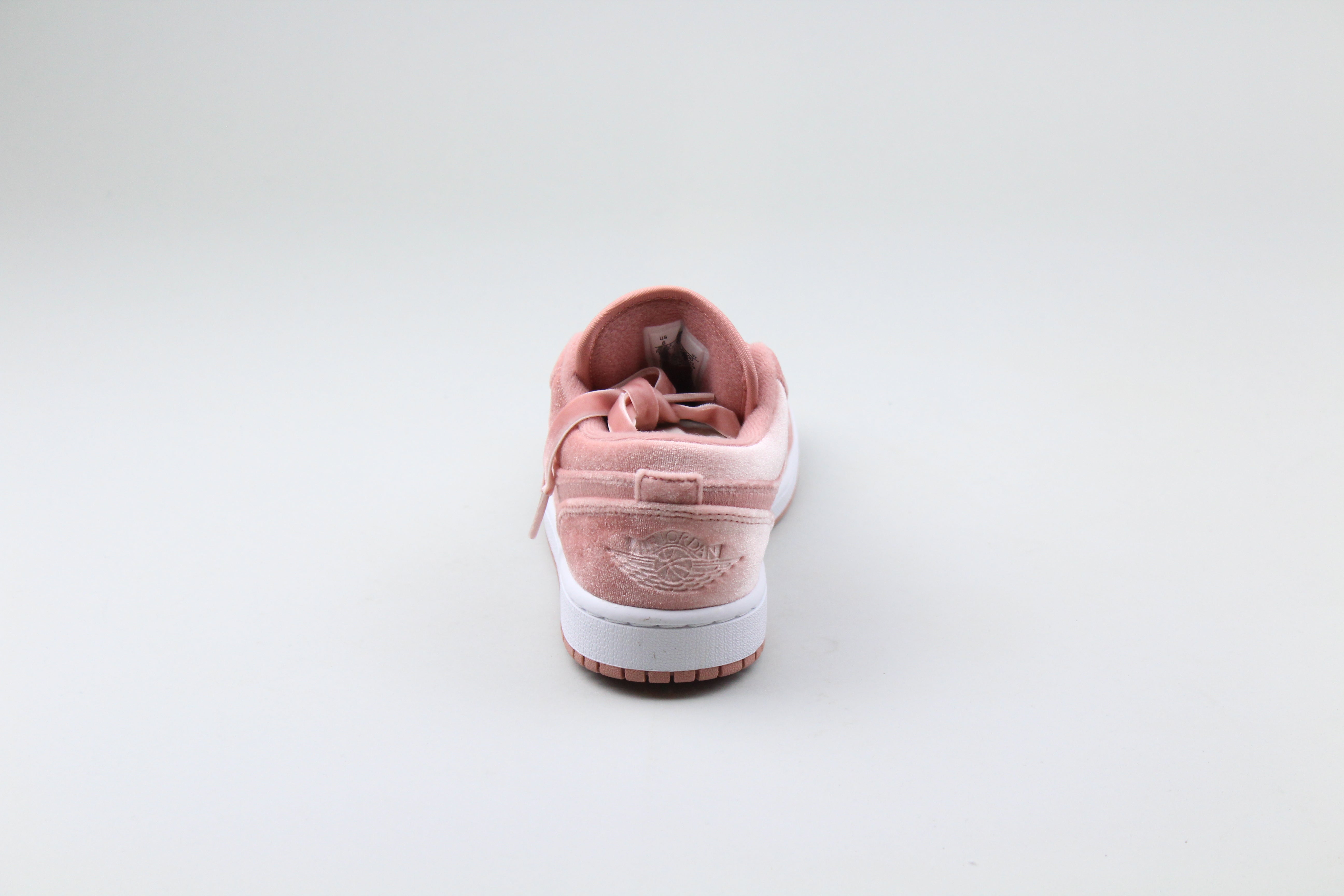 Jordan 1 Low SE 'Pink Velvet'-8585044787530-The Attic