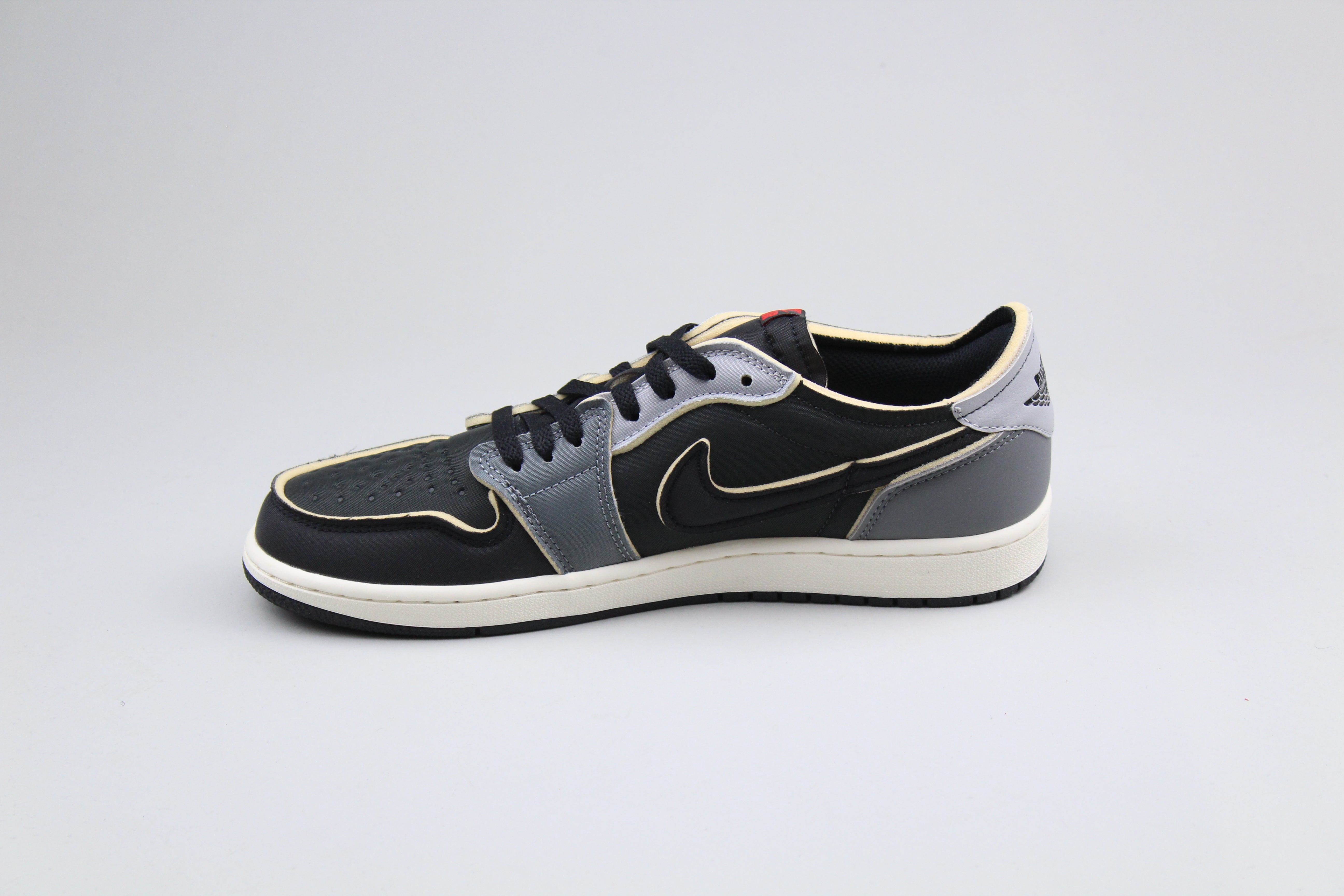 Jordan 1 Low OG EX 'Black Smoke Grey'-8636967125322-The Attic