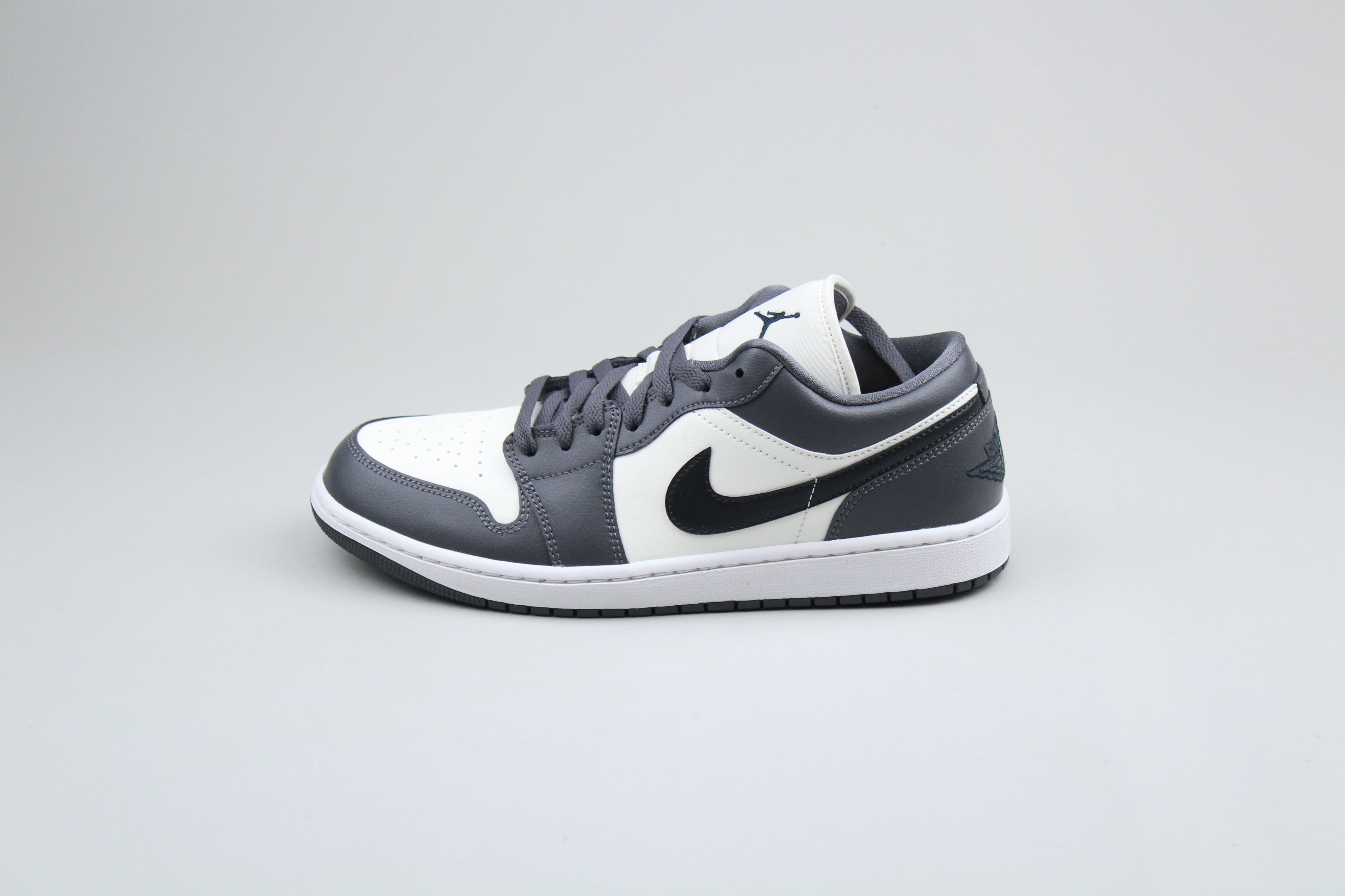 Jordan 1 Low 'Dark Grey'-8648808366410-The Attic