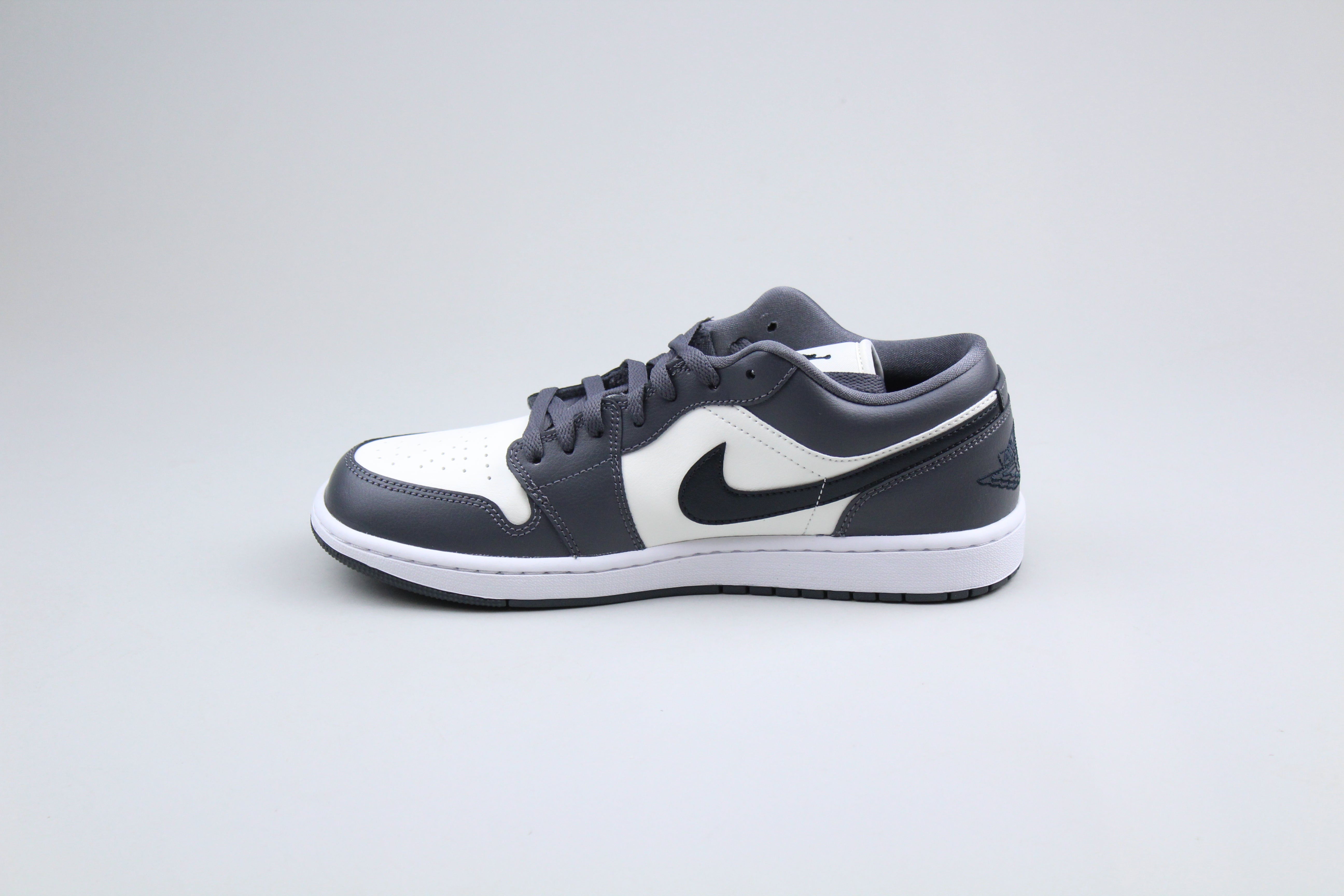 Jordan 1 Low 'Dark Grey'-8648808366410-The Attic