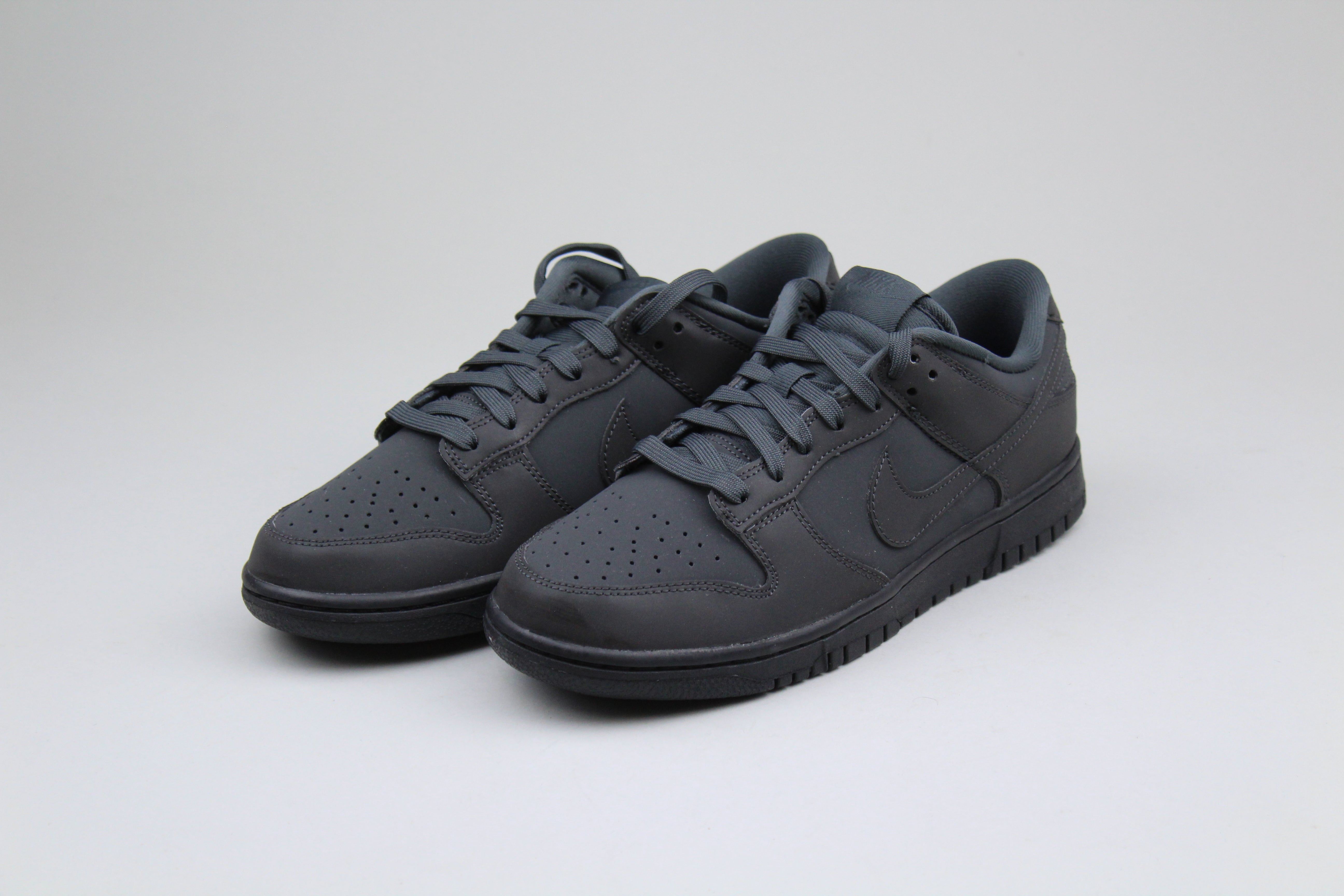 Nike Dunk Low 'Cyber Reflective'-8660371145034-The Attic