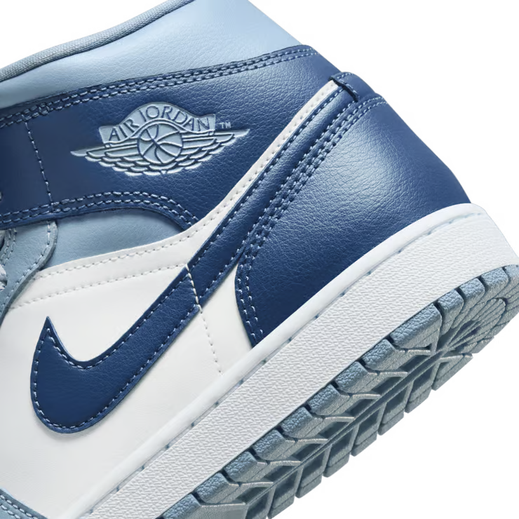 Jordan 1 Mid 'Diffused Blue'
