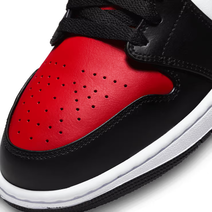 Jordan 1 Mid 'Blanco Negro Rojo' (2022)