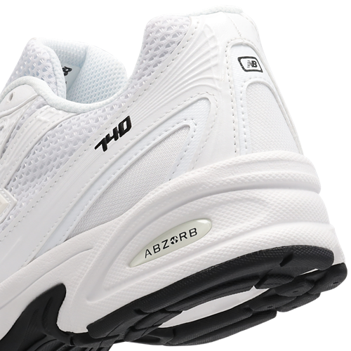 New Balance 740 'White Black'