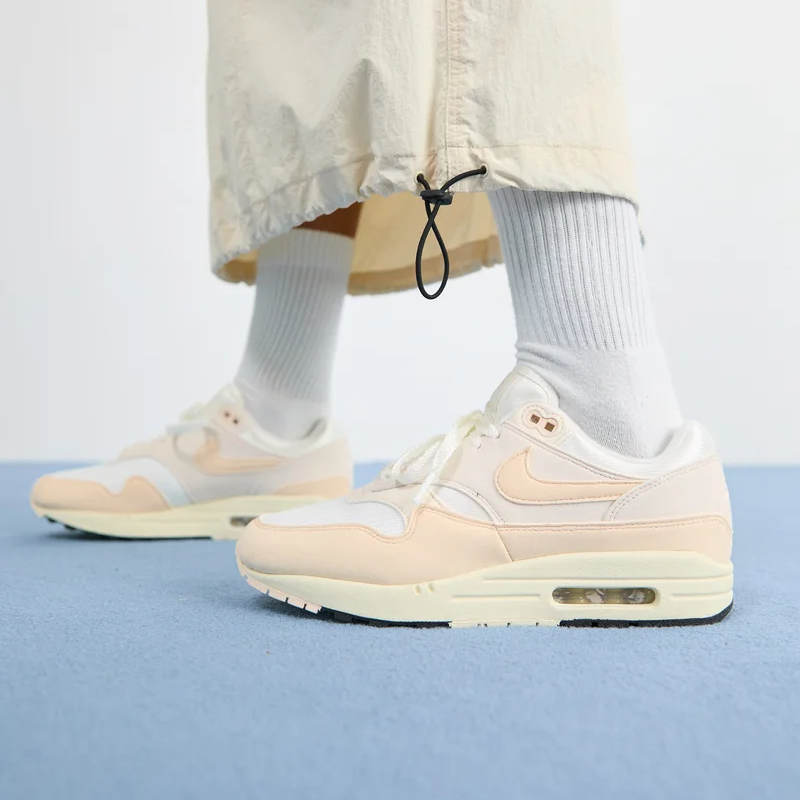 Nike Air Max 1 'Guava Ice' (W)