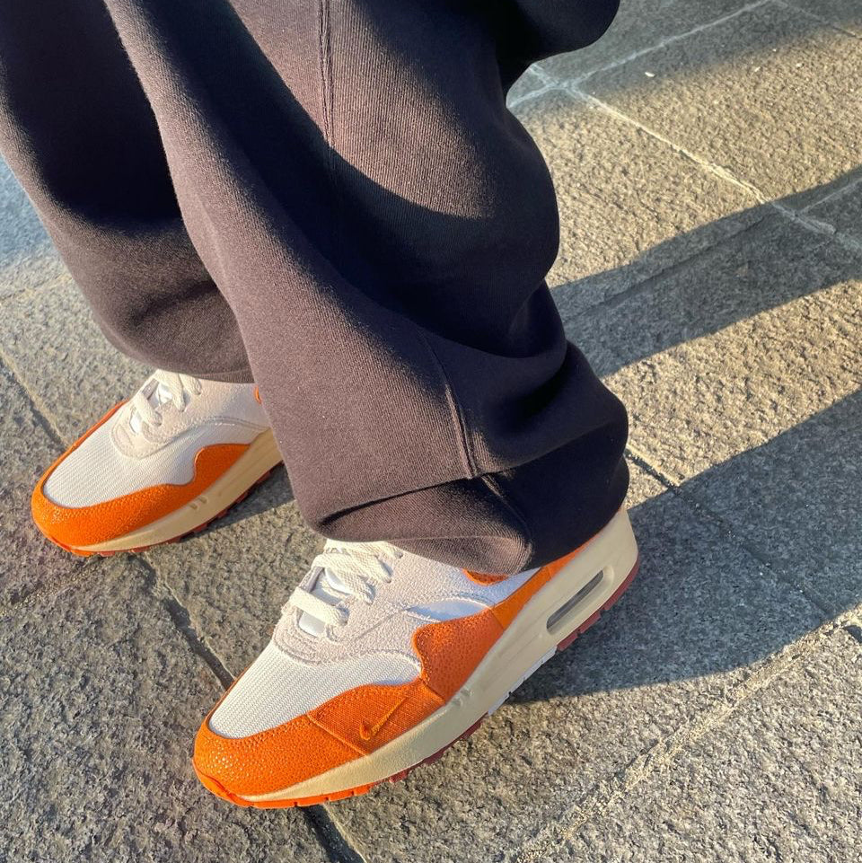 Nike Air Max 1 'Master Magma Orange' (W)