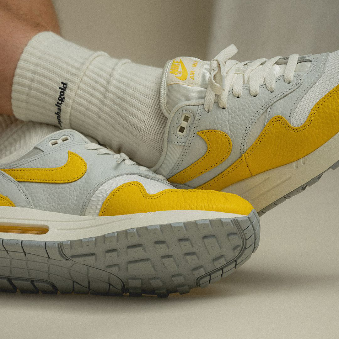 Nike Air Max 1 'Tour Yellow' (W)