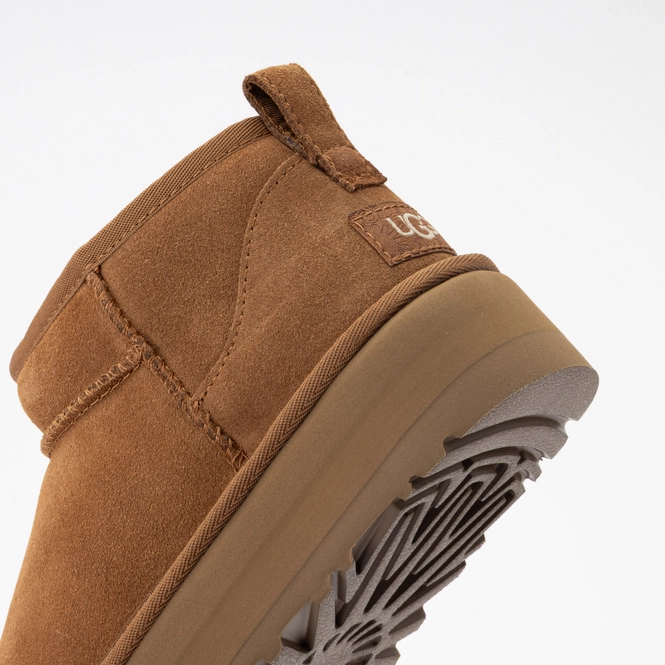 UGG Classic Ultra Mini Platform Boot 'Chestnut' (Kids)