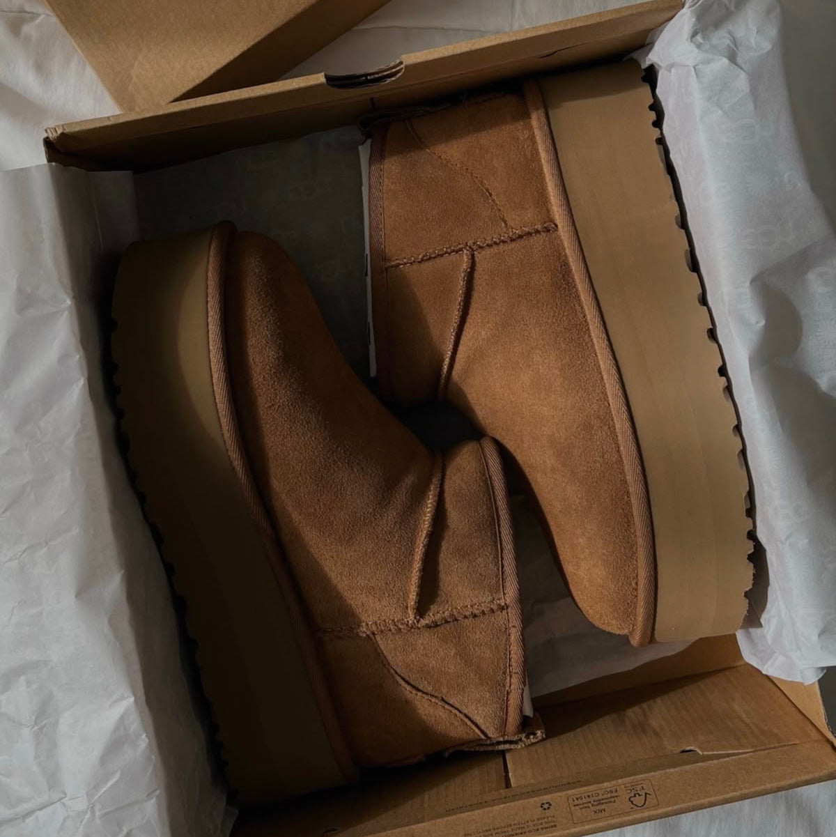 UGG Classic Ultra Mini Platform Boot 'Chestnut' (W)