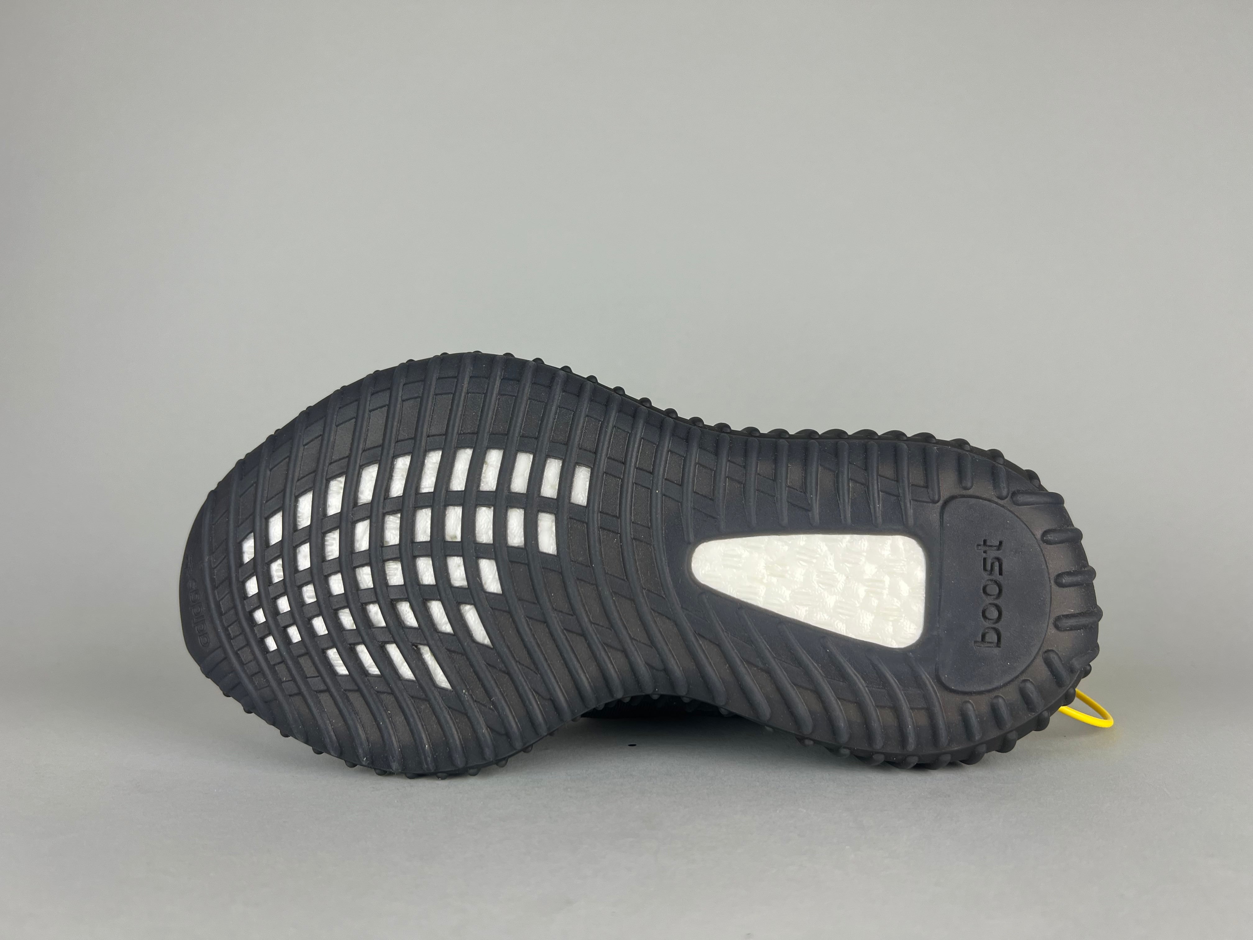 adidas Yeezy Boost 350 V2 'Mono Cinder' - Size 38 (ARCHIVE)