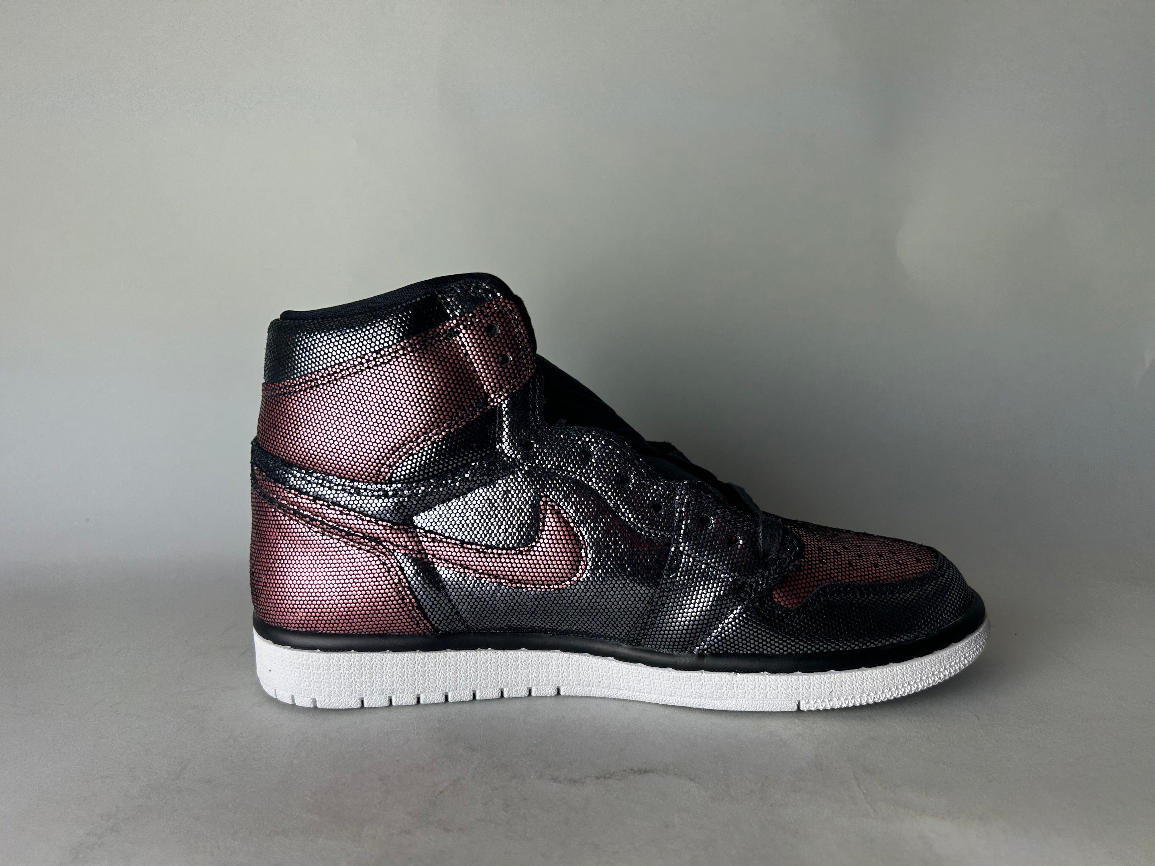 Air Jordan 1 High OG 'Fearless' (Women's) - Size 40.5 (ARCHIVE)