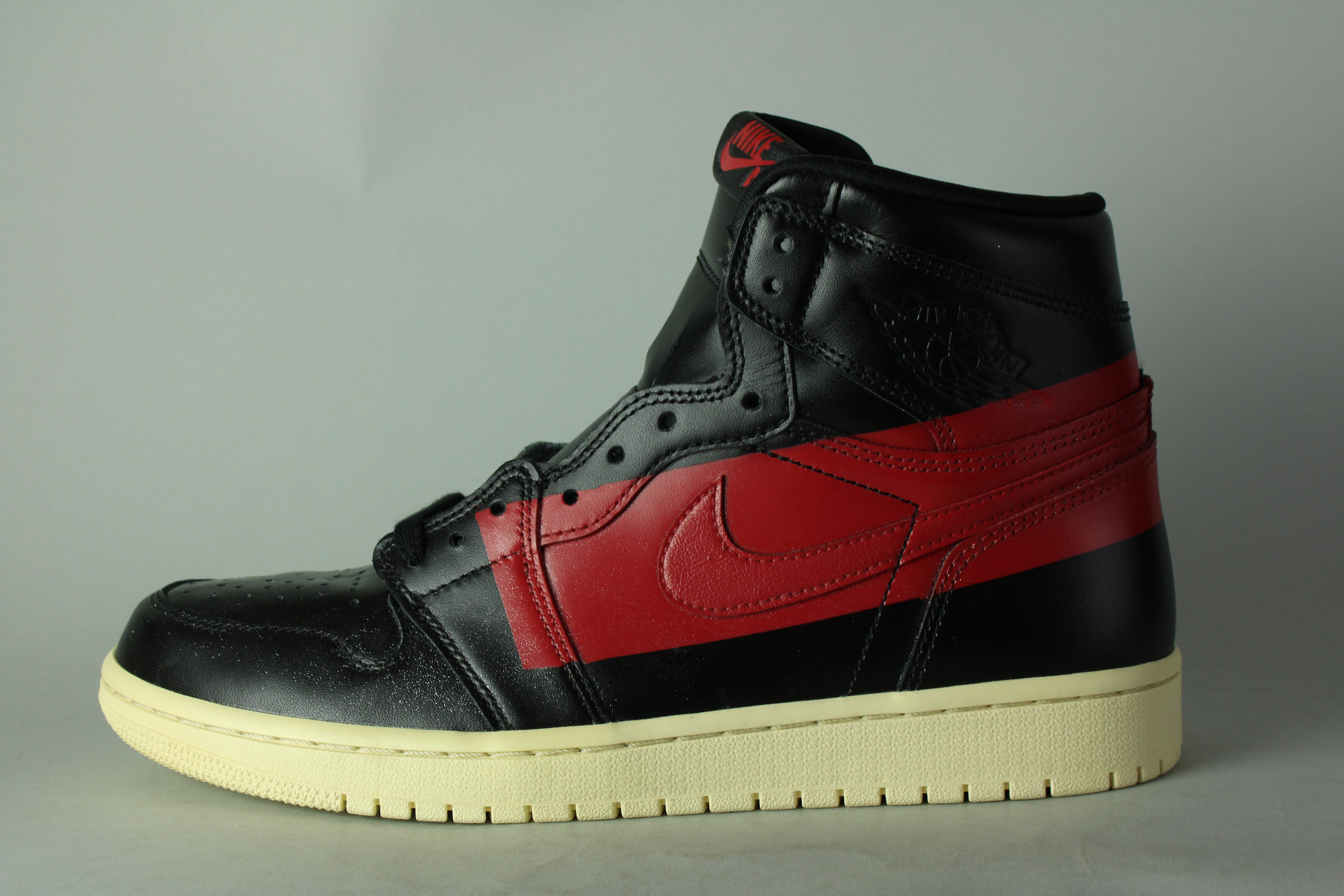 Air Jordan 1 Retro High OG 'Couture' - Size 43 (ARCHIVE)
