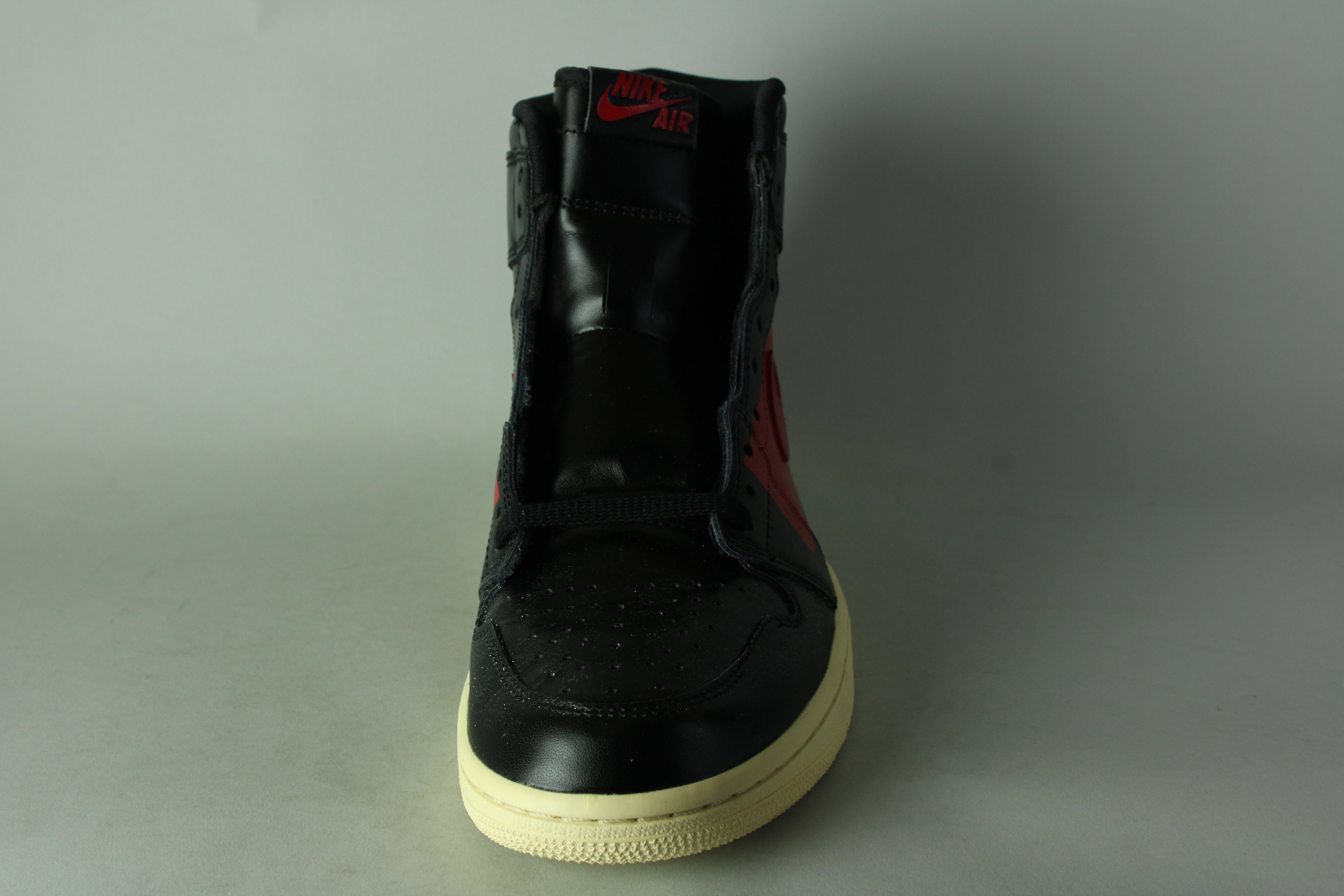 Air Jordan 1 Retro High OG 'Couture' - Size 43 (ARCHIVE)